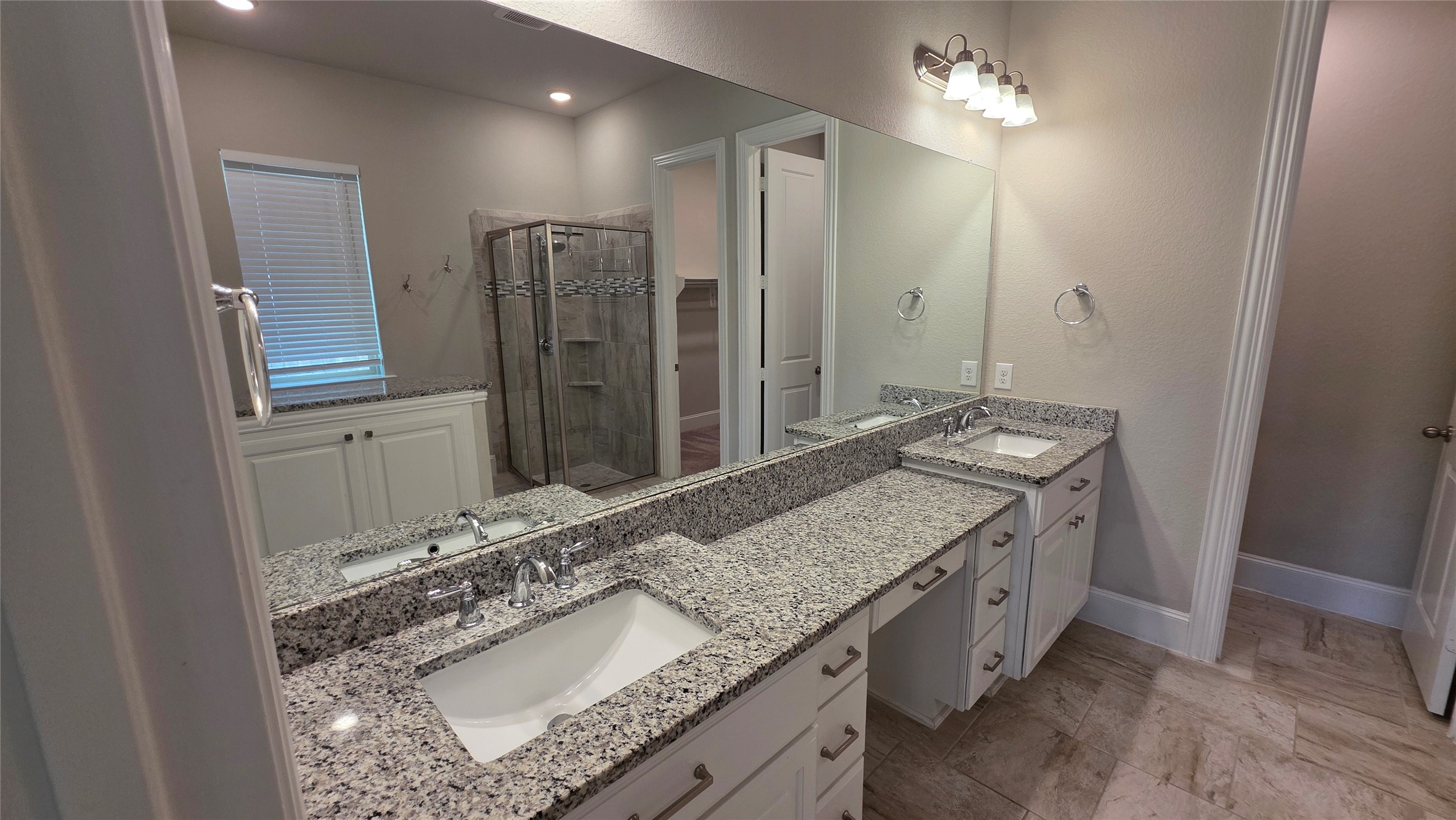 142 Mayfield Drive Property Photo 32