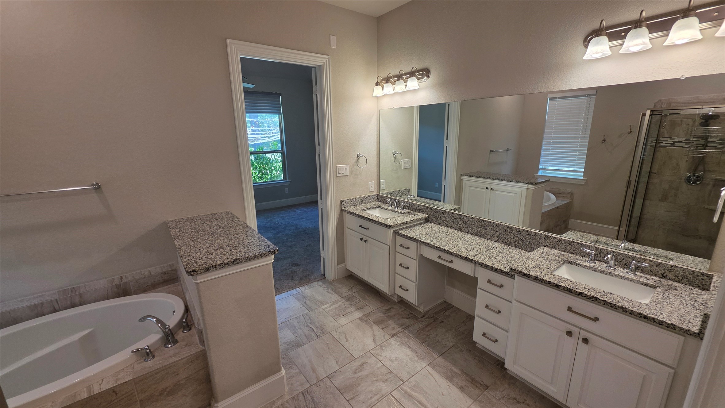 142 Mayfield Drive Property Photo 37