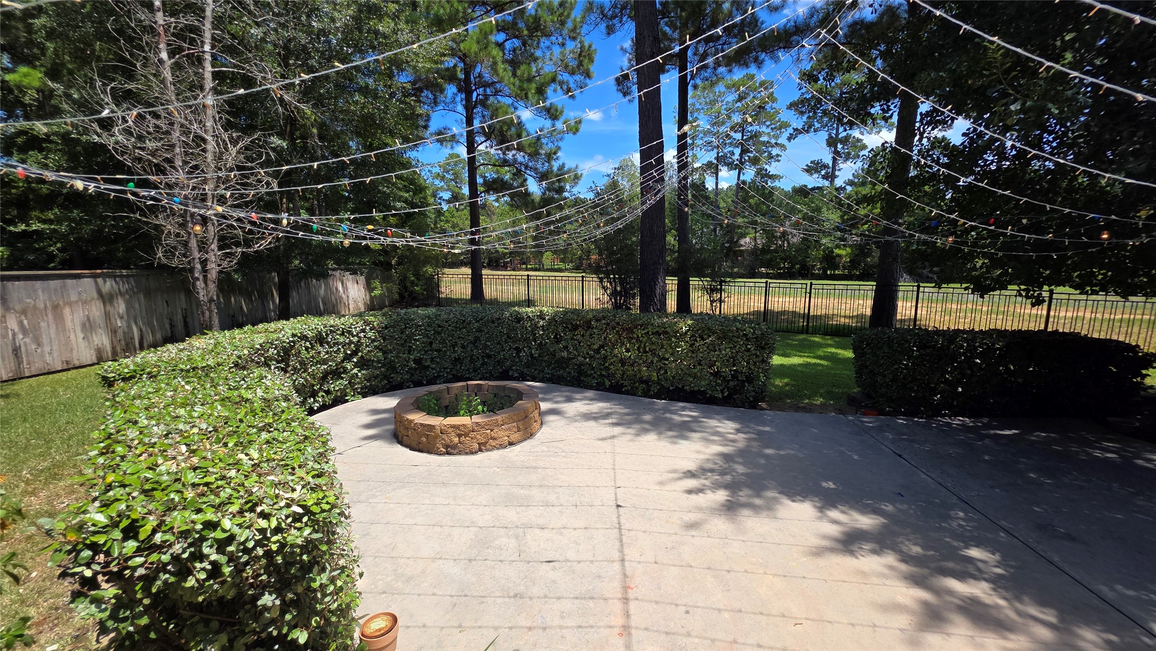 142 Mayfield Drive Property Photo 40