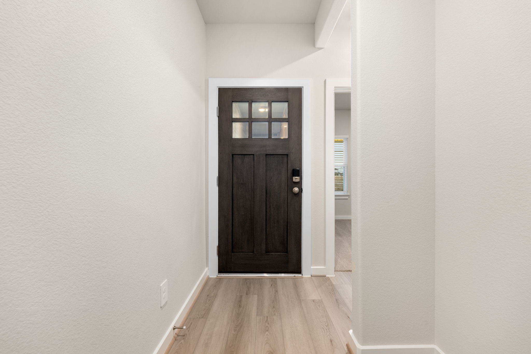 6611 Castella Drive Property Photo 6