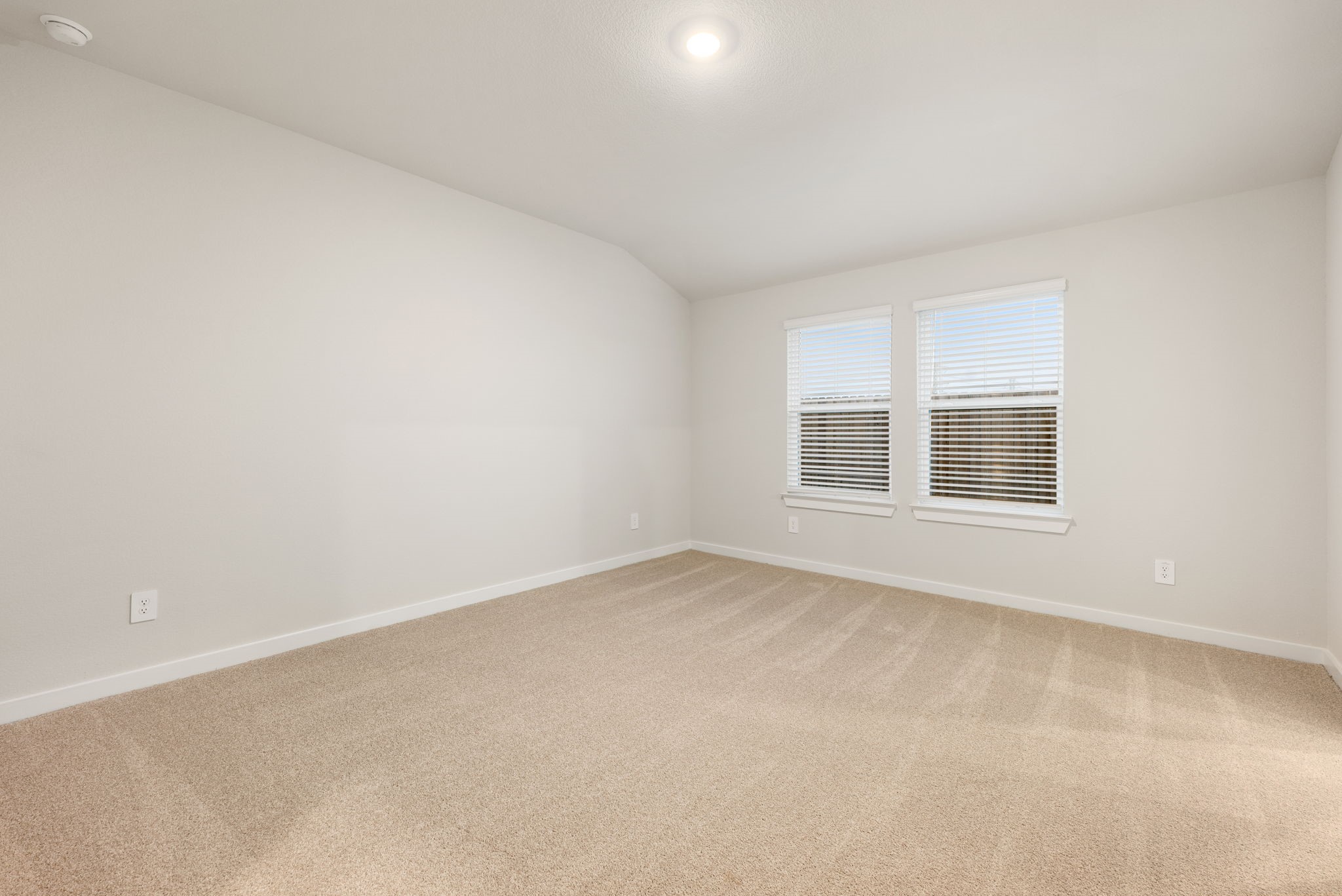 6611 Castella Drive Property Photo 17
