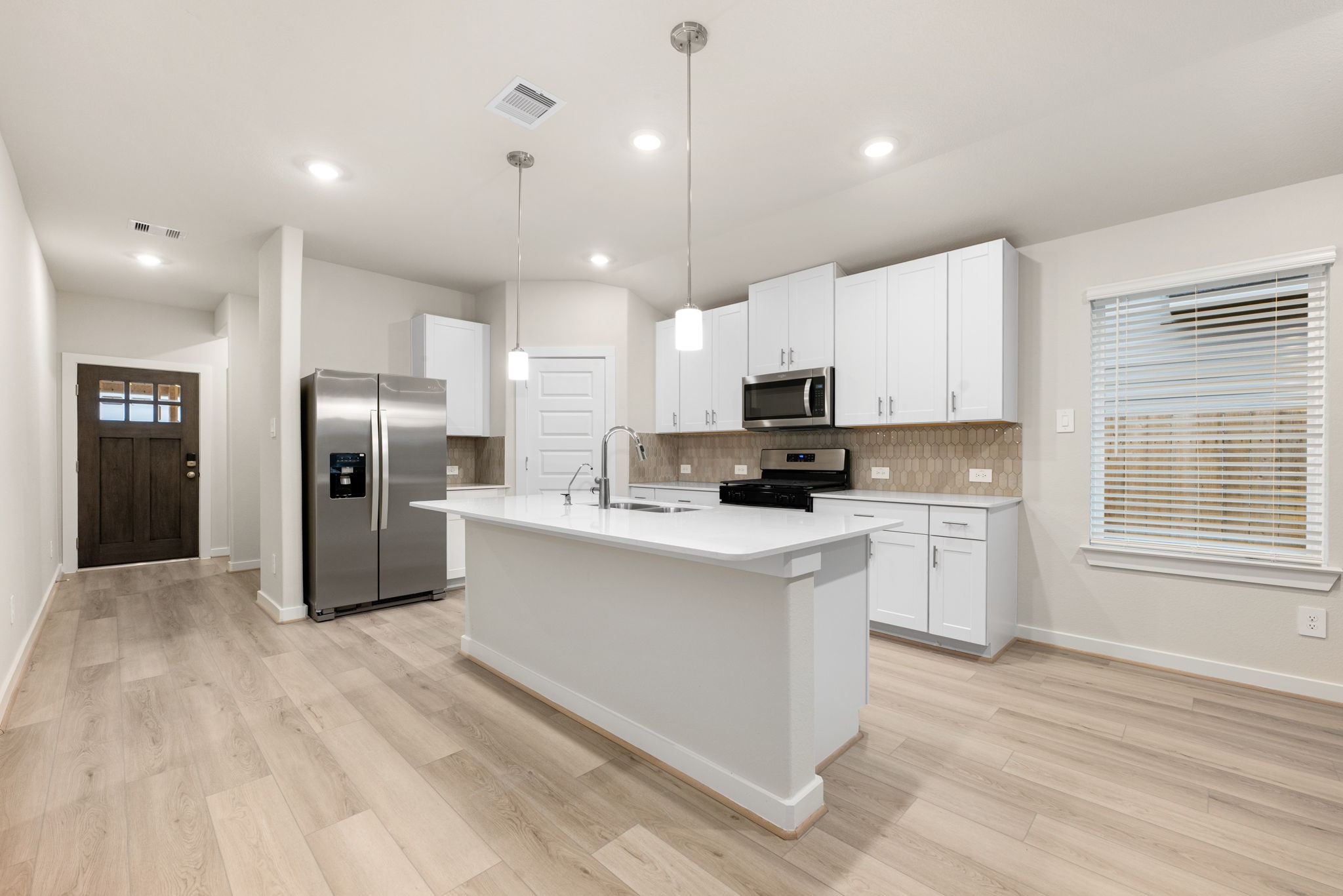 6611 Castella Drive Property Photo 19