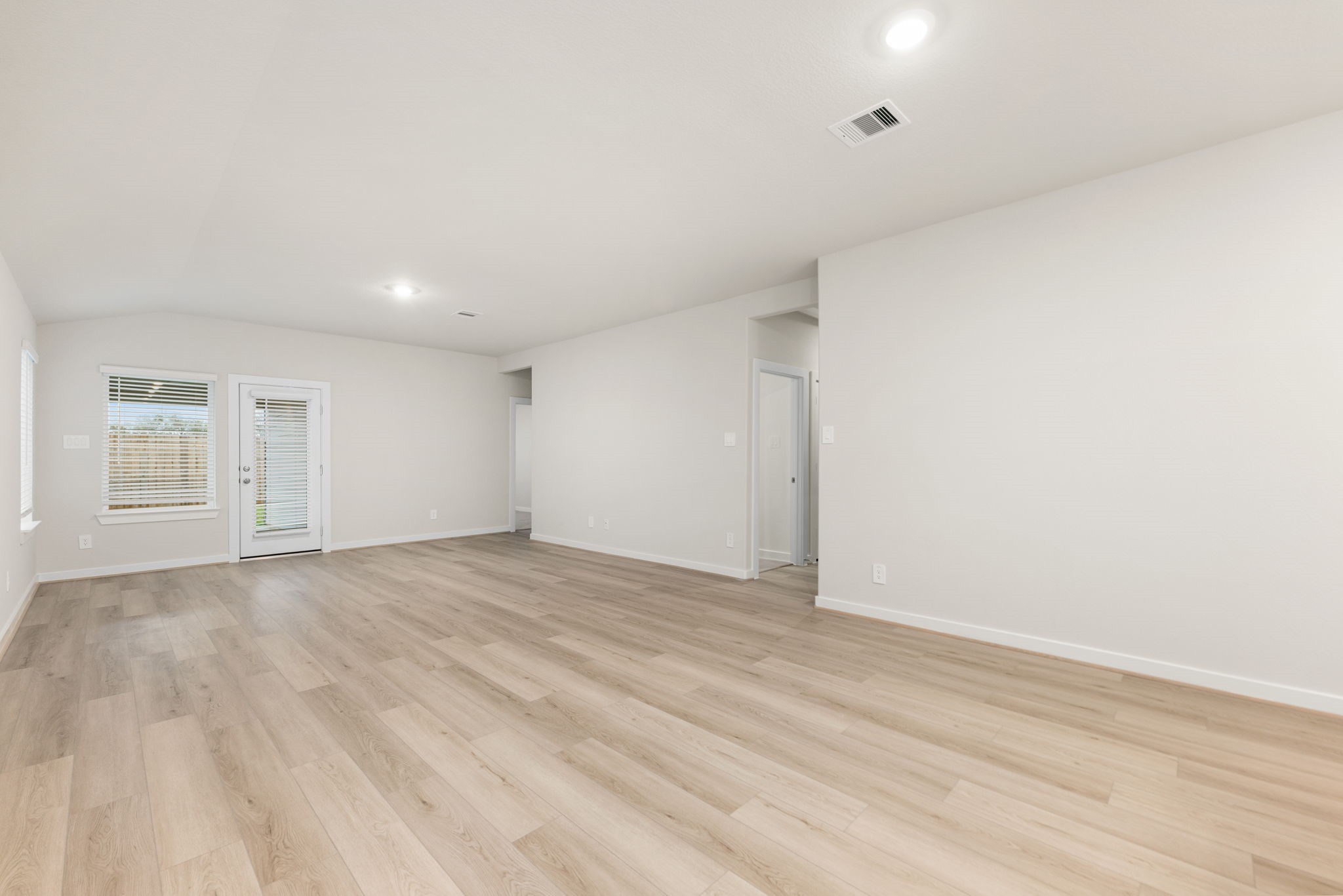 6611 Castella Drive Property Photo 24