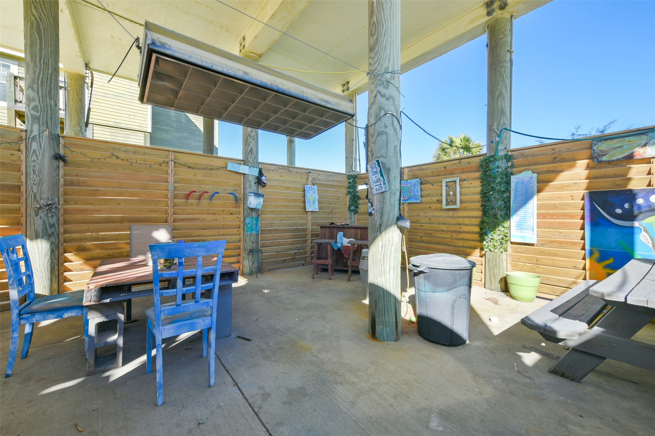 1018 Dolphin Road Property Photo 20