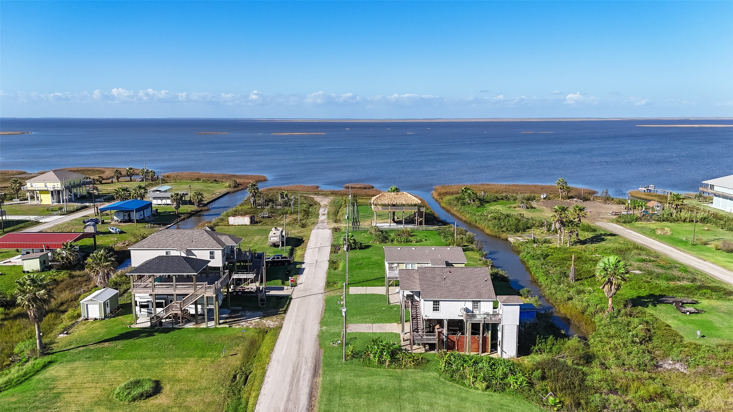 1018 Dolphin Road Property Photo 24