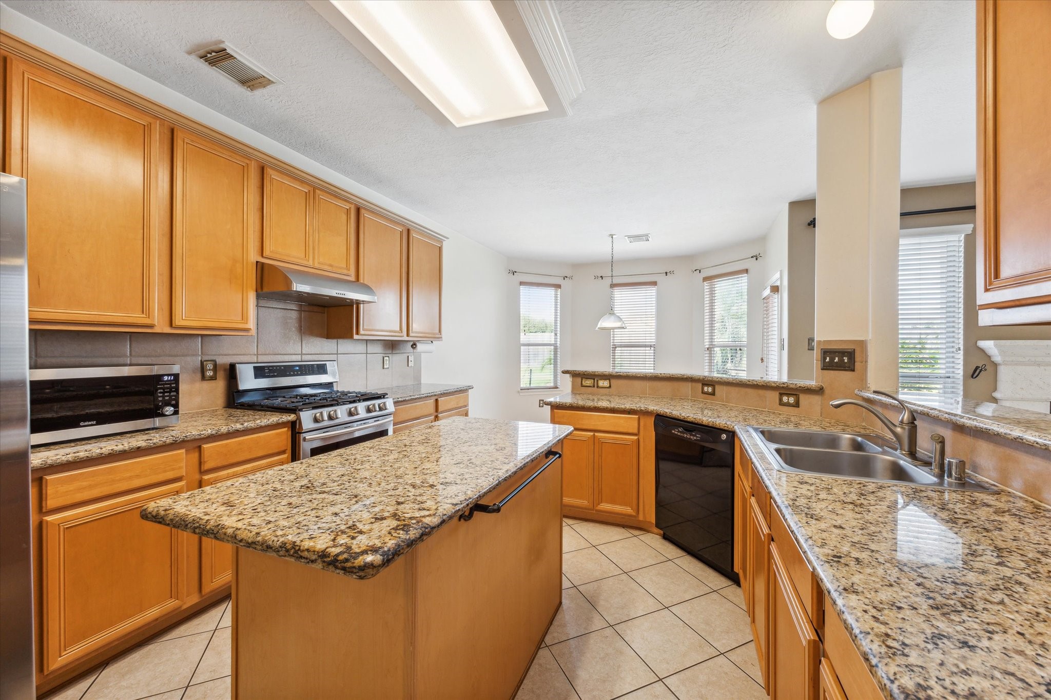 24046 Indian Hills Way Property Photo 12