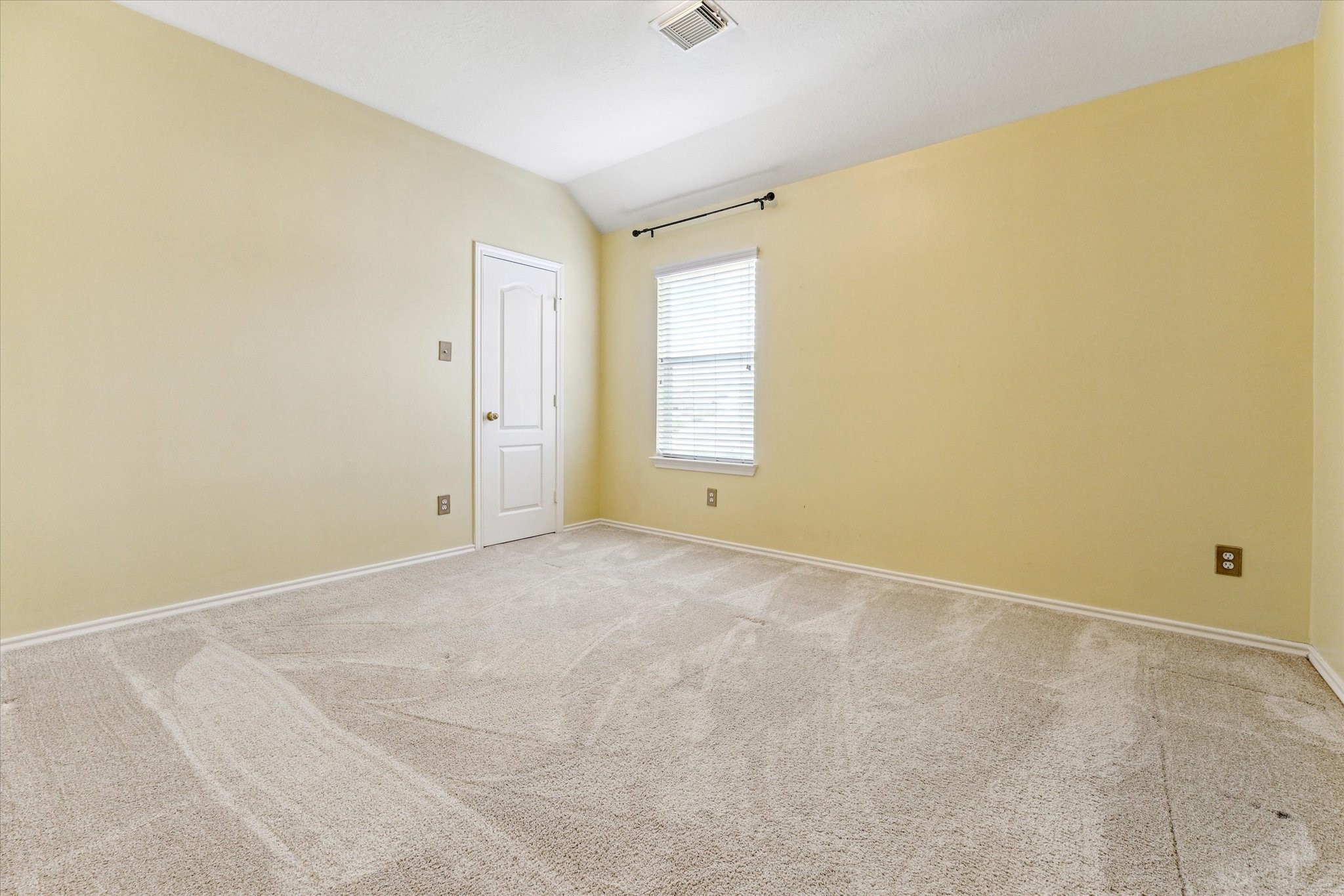 24046 Indian Hills Way Property Photo 22