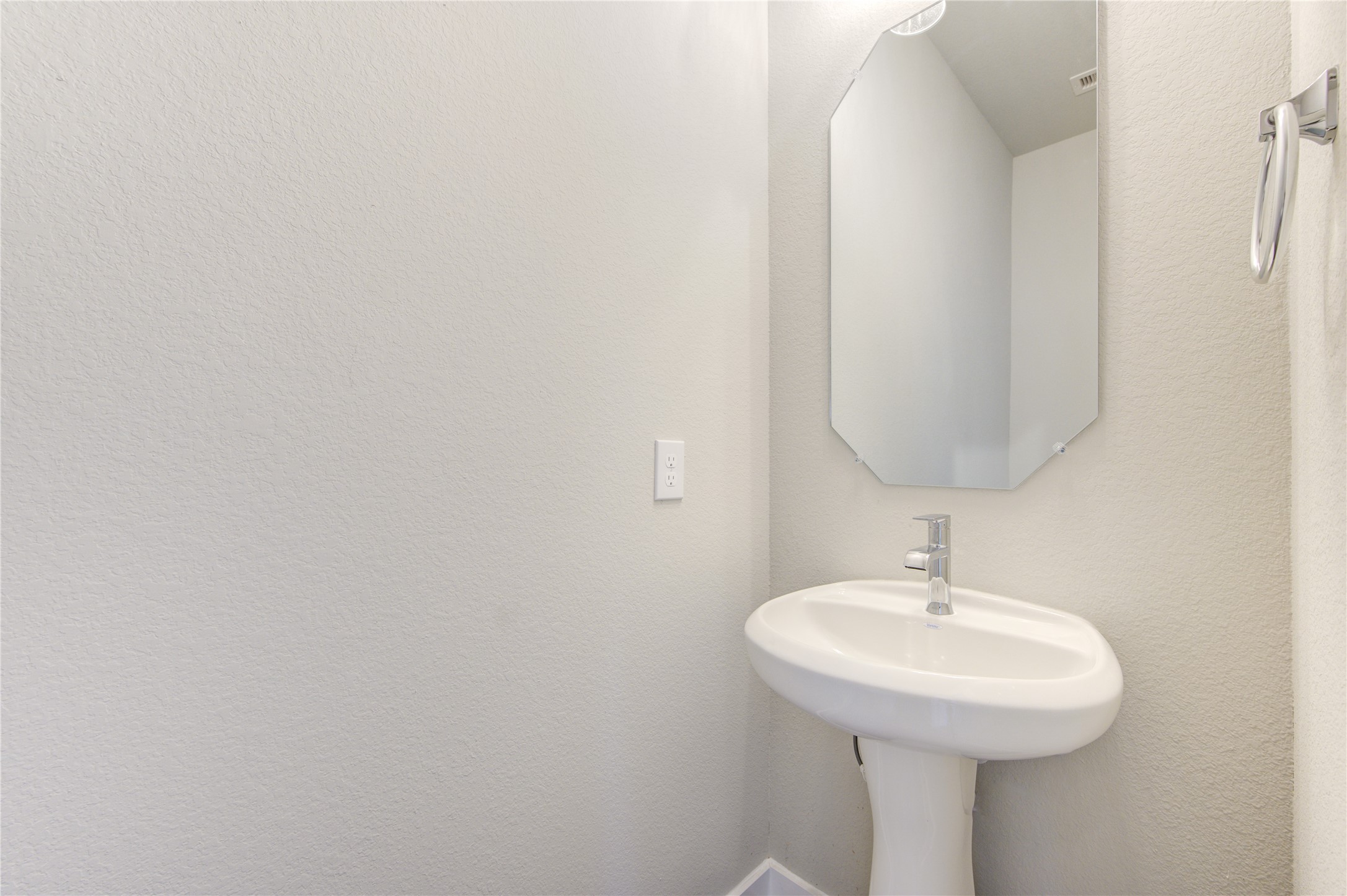 2623 Finley Lane Property Photo 7