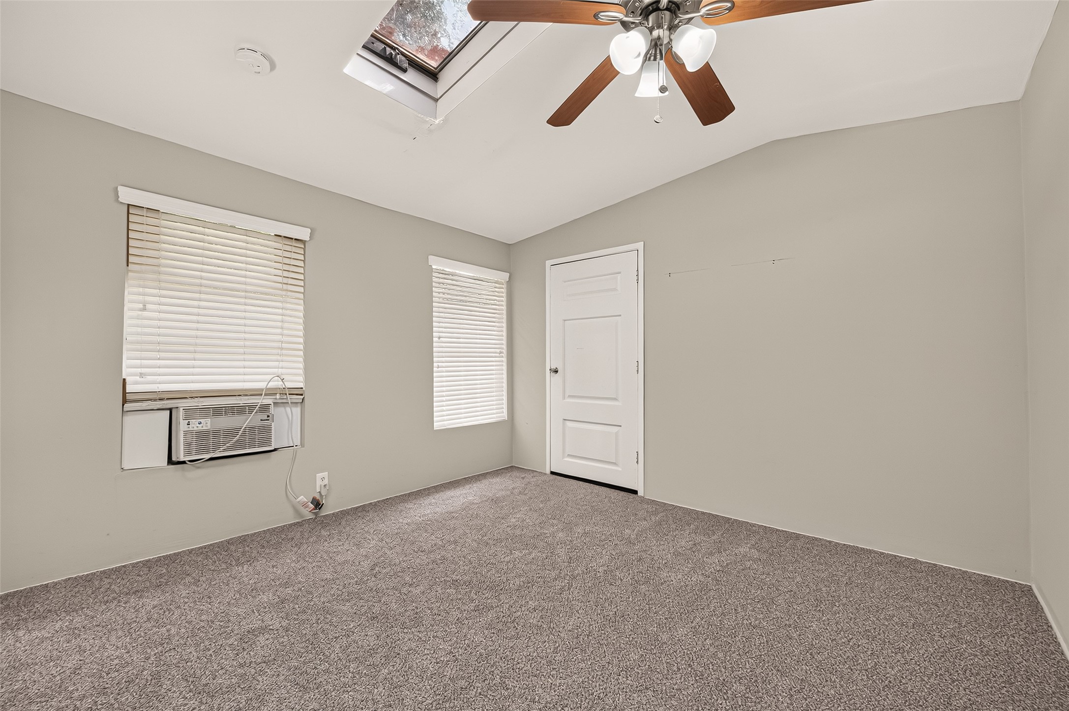 8007 Vickridge Lane Property Photo 28