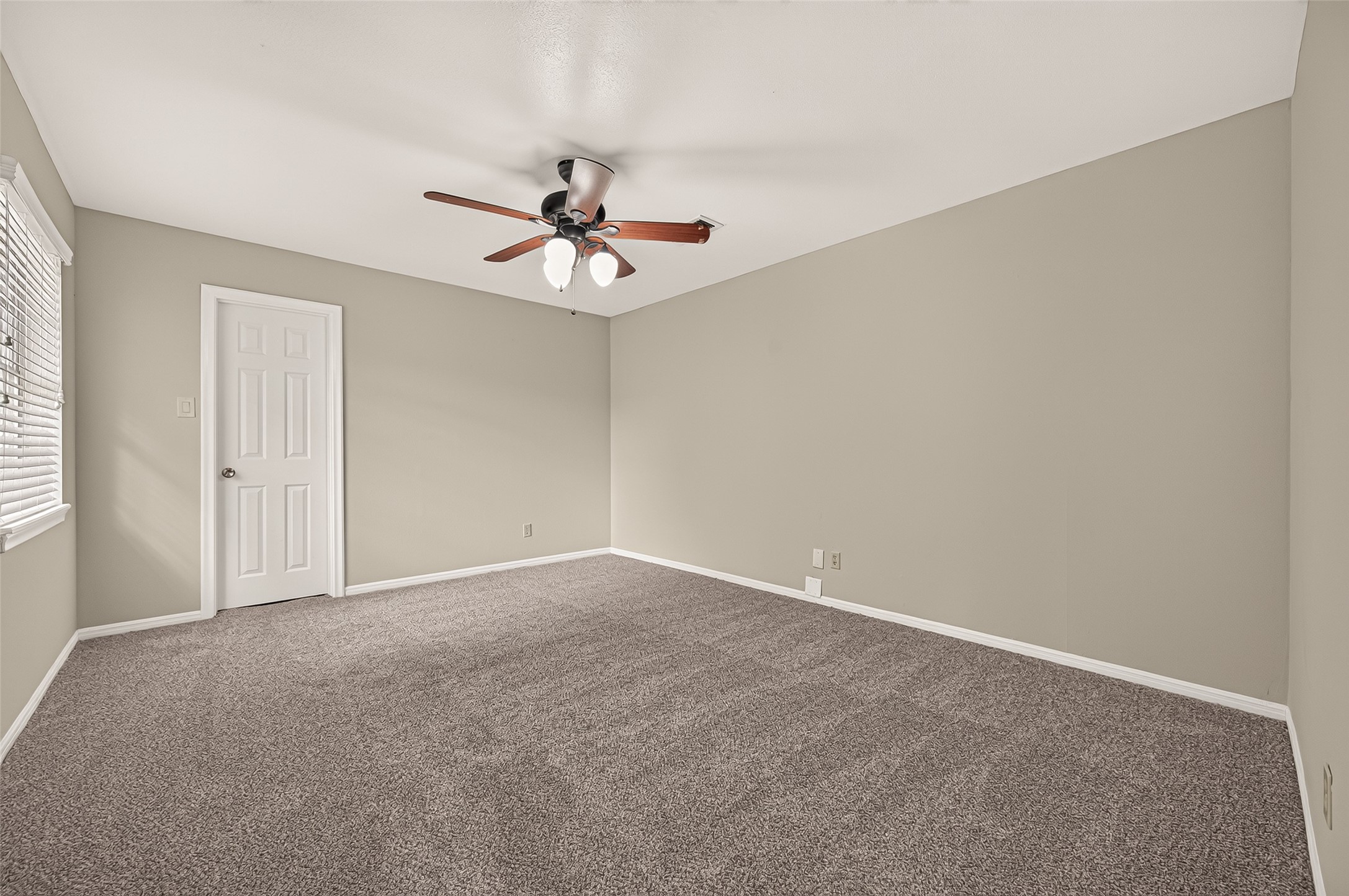 8007 Vickridge Lane Property Photo 33