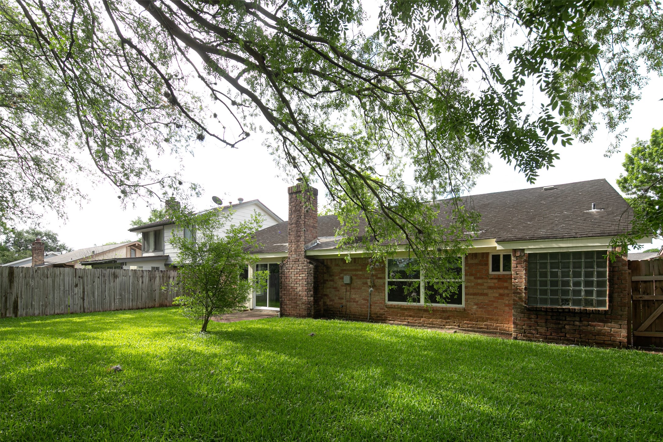 3219 The Highlands Drive Property Photo 3