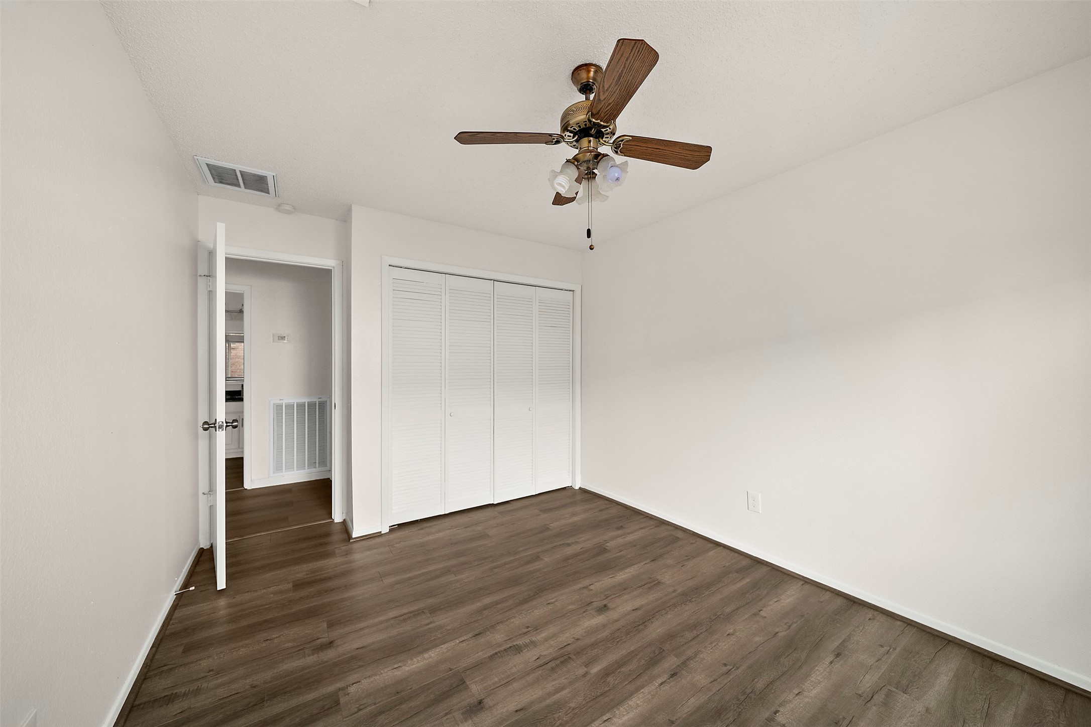 3219 The Highlands Drive Property Photo 14