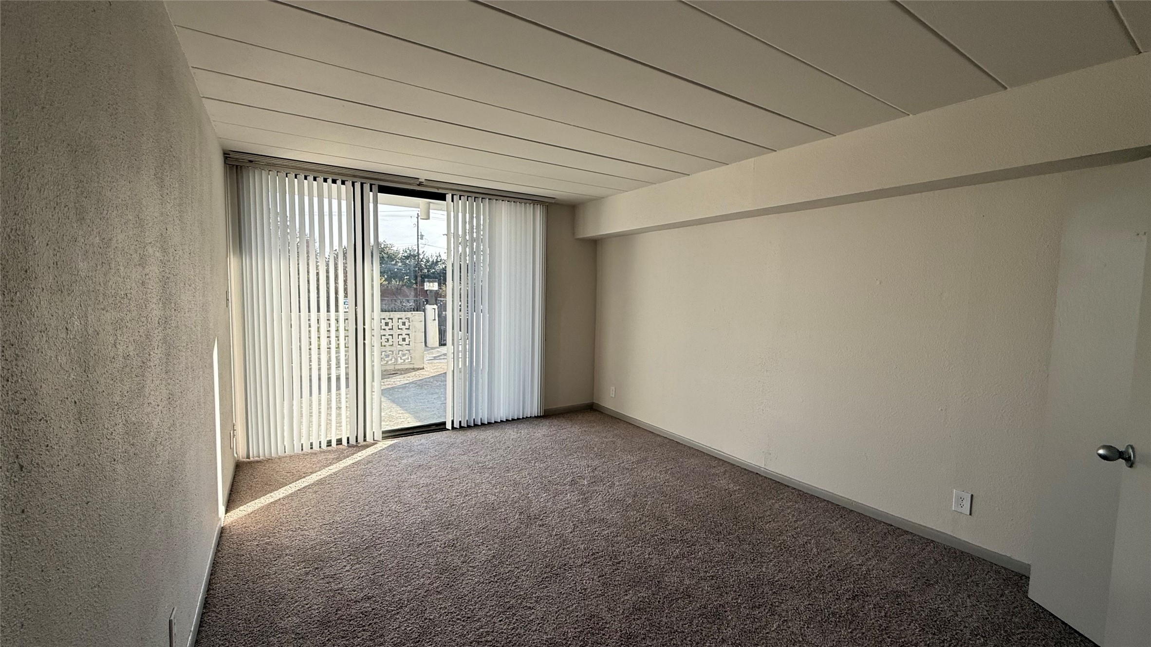 5400 Memorial Drive 102 Property Photo 8