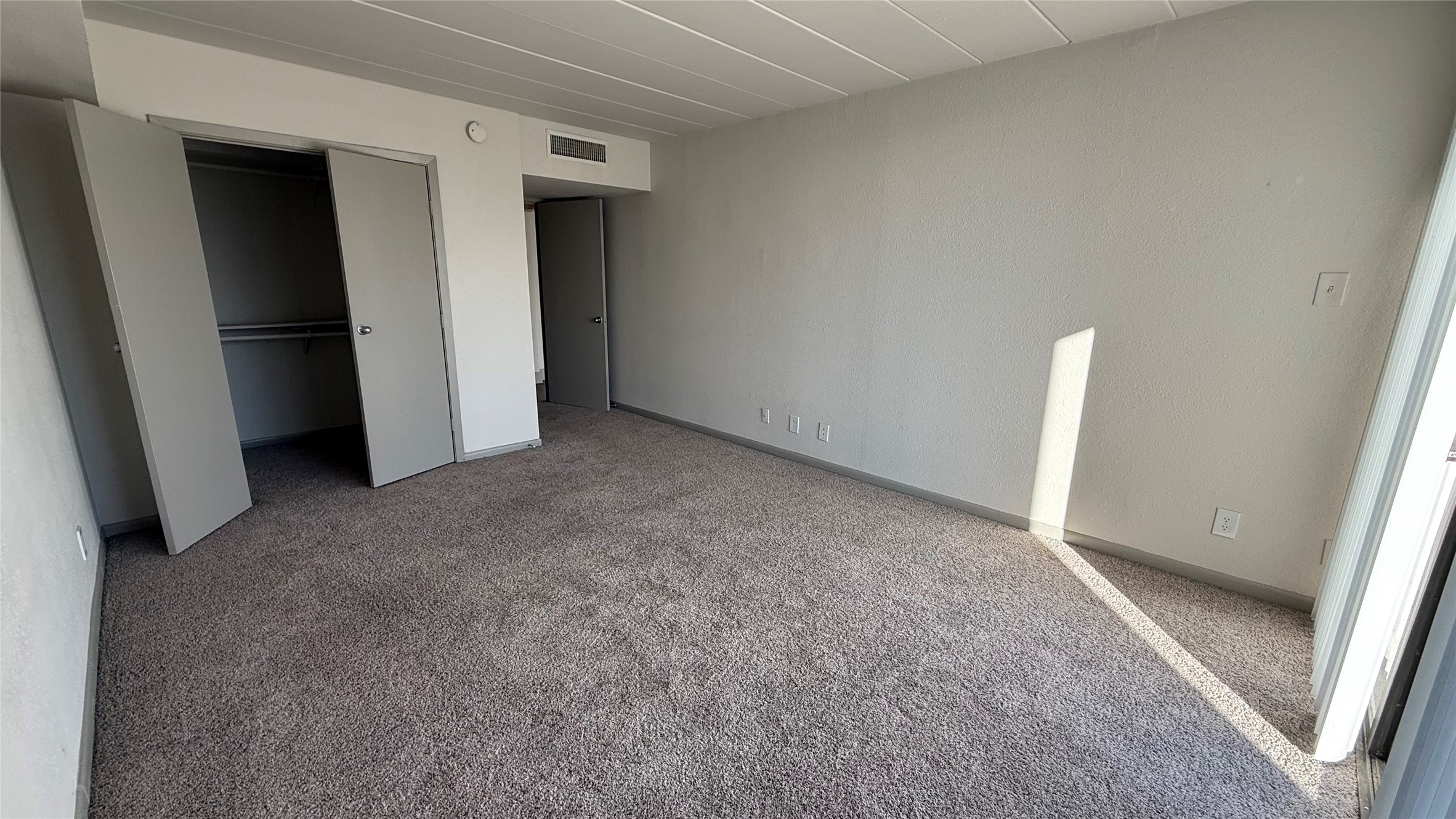 5400 Memorial Drive 102 Property Photo 12