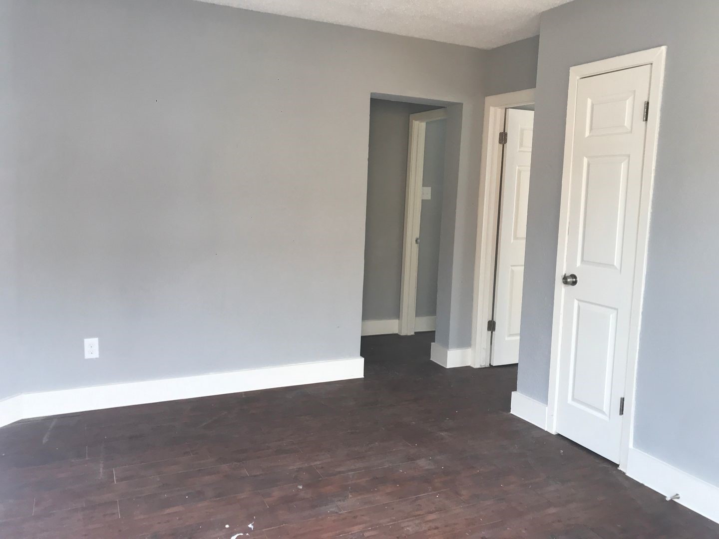 2711 Avenue K Property Photo 5