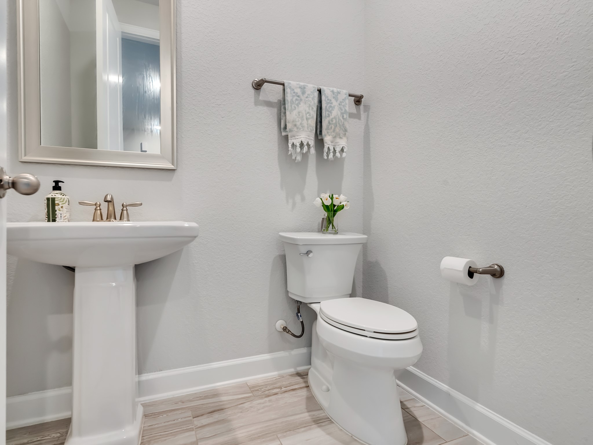 30402 Indigo Falls Drive Property Photo 18