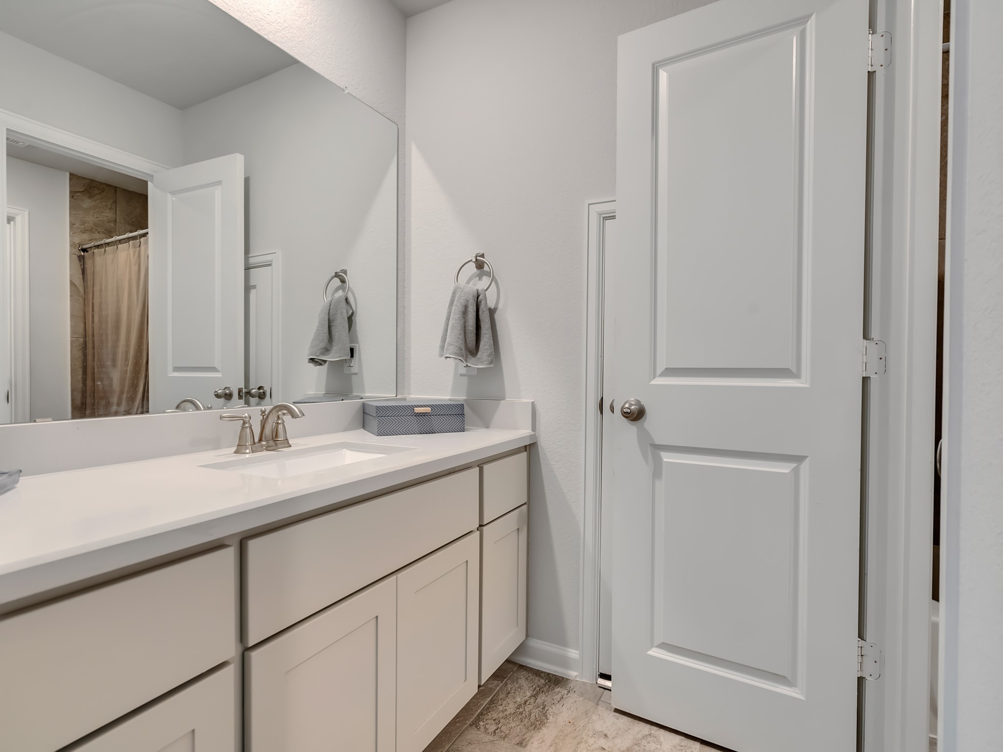 30402 Indigo Falls Drive Property Photo 42
