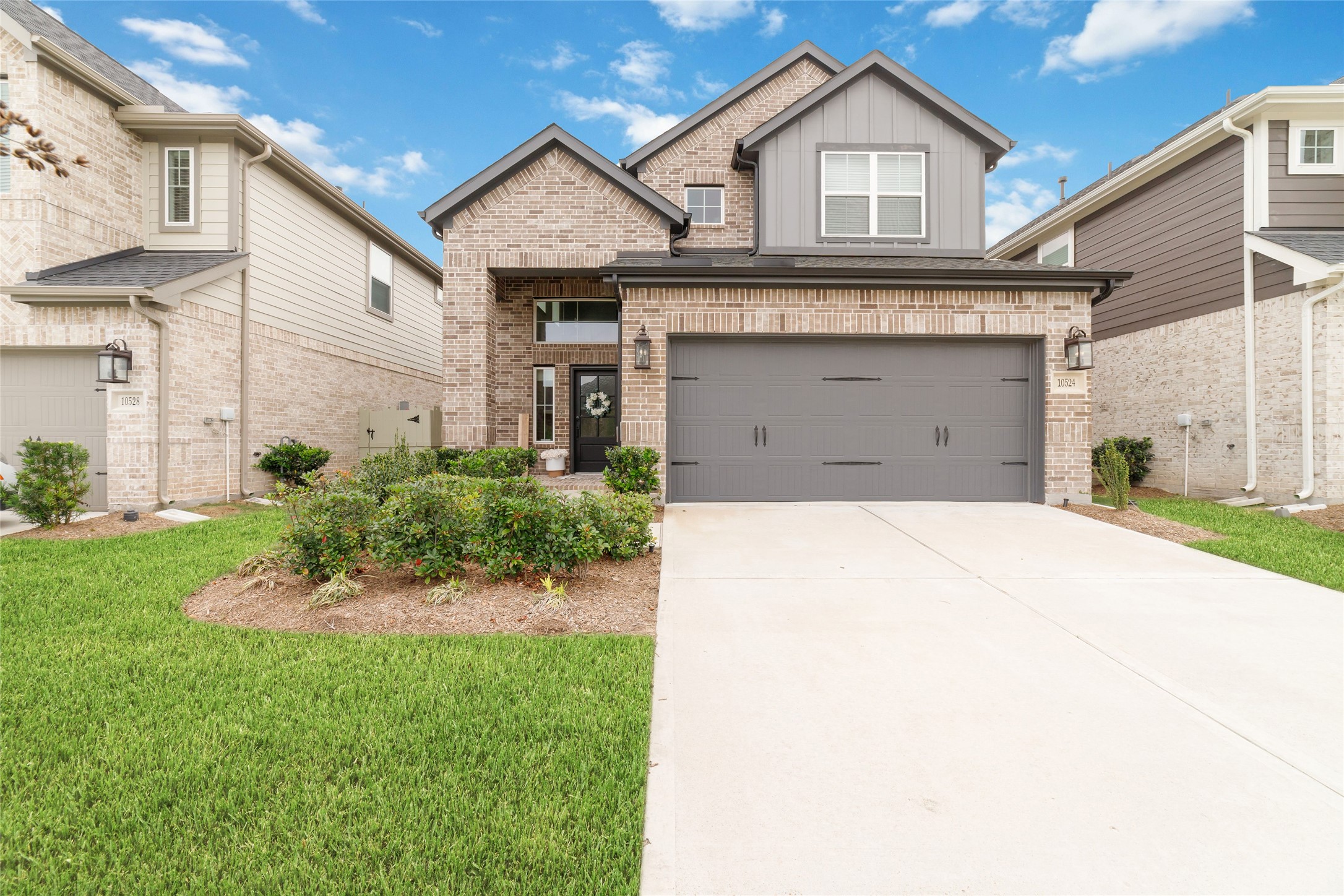 10524 Wild Rice Property Photo 1