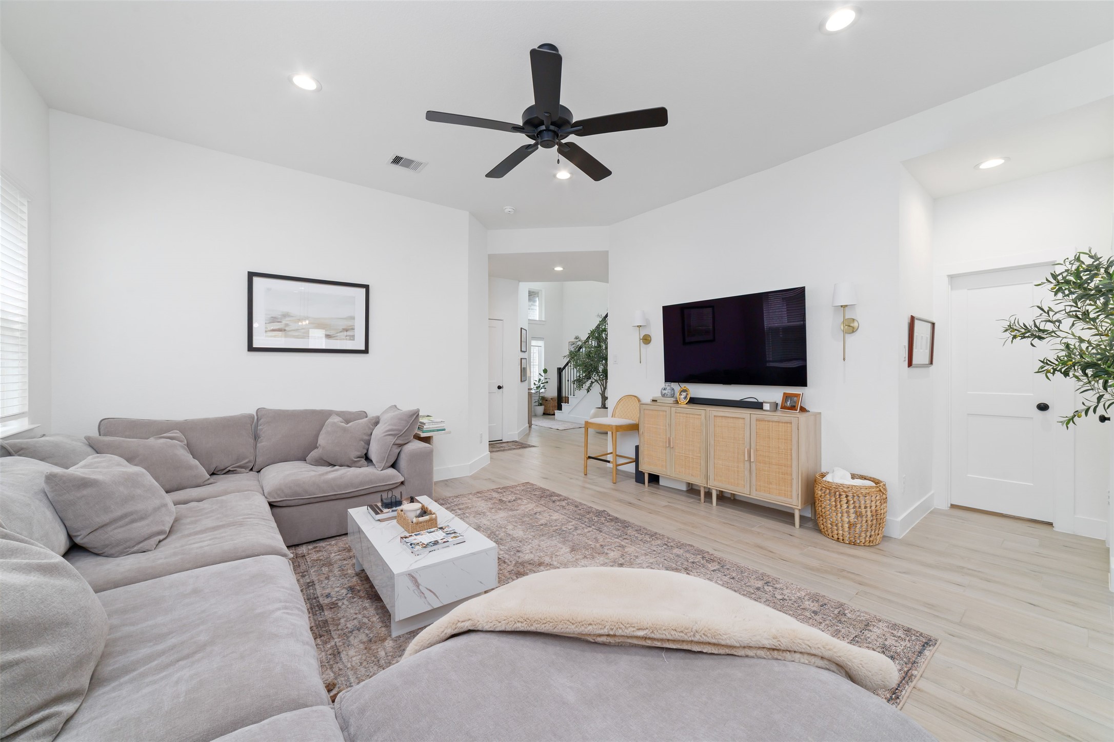 10524 Wild Rice Property Photo 6