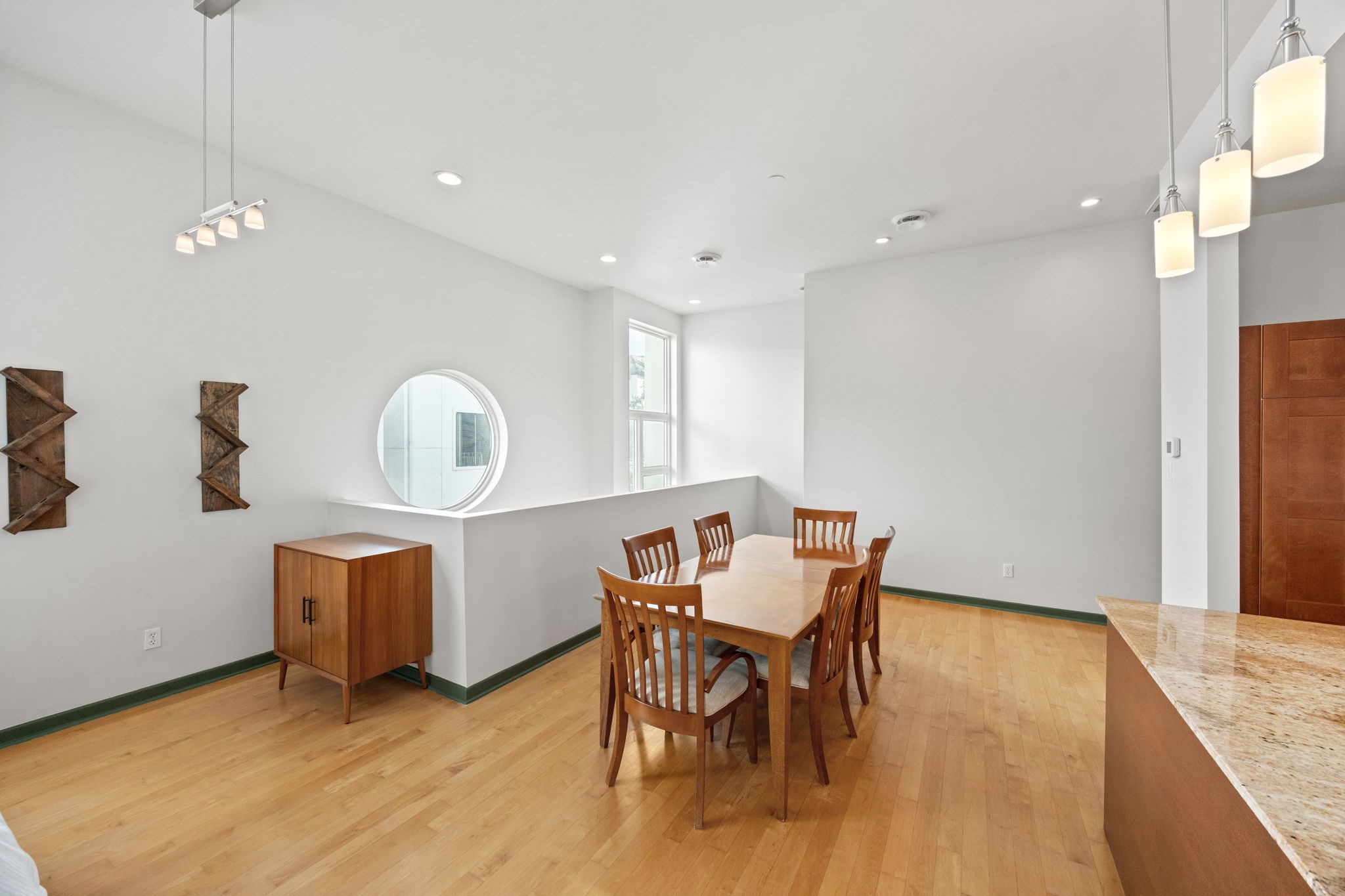 5628 Kiam Street B Property Photo 7
