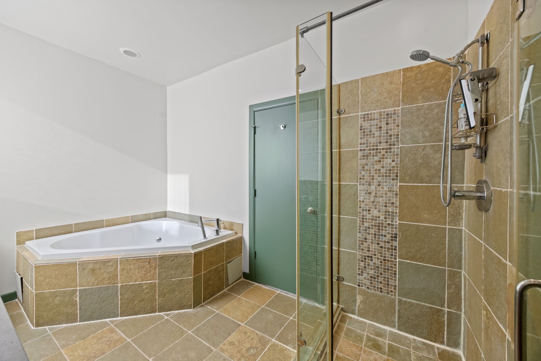 5628 Kiam Street B Property Photo 18