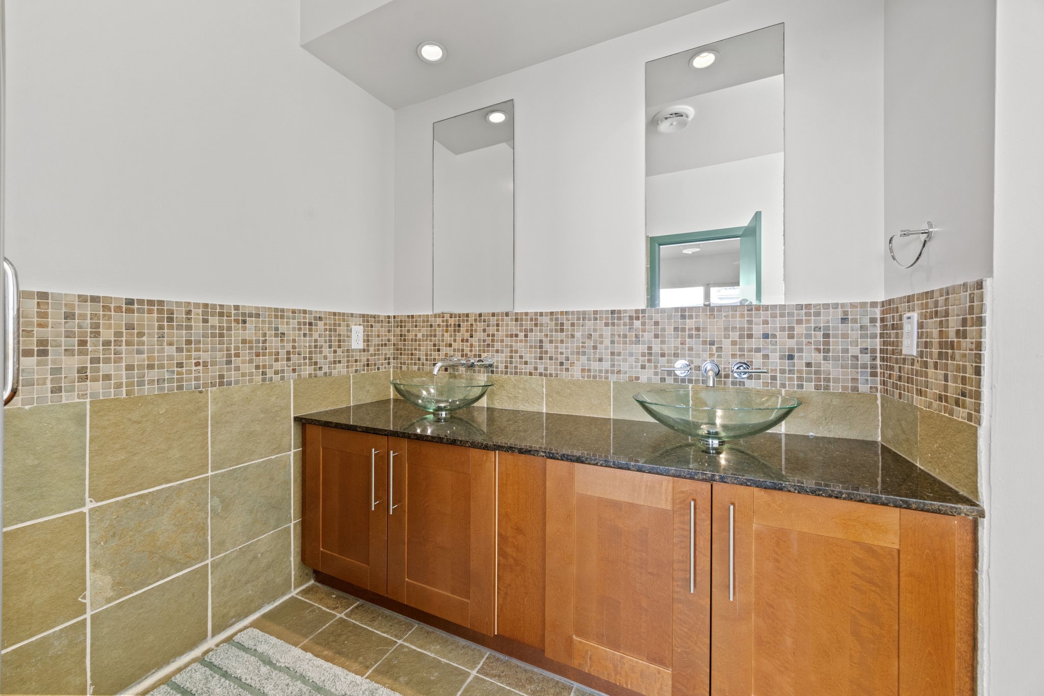 5628 Kiam Street B Property Photo 19