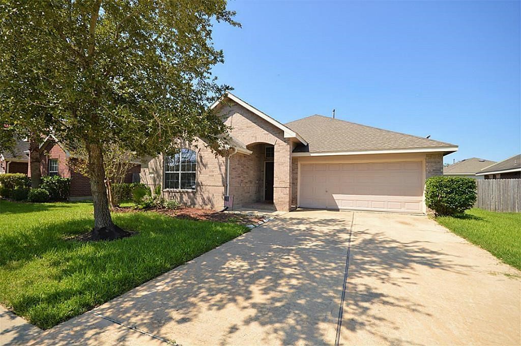 2608 Courtyard Lane Property Photo 1