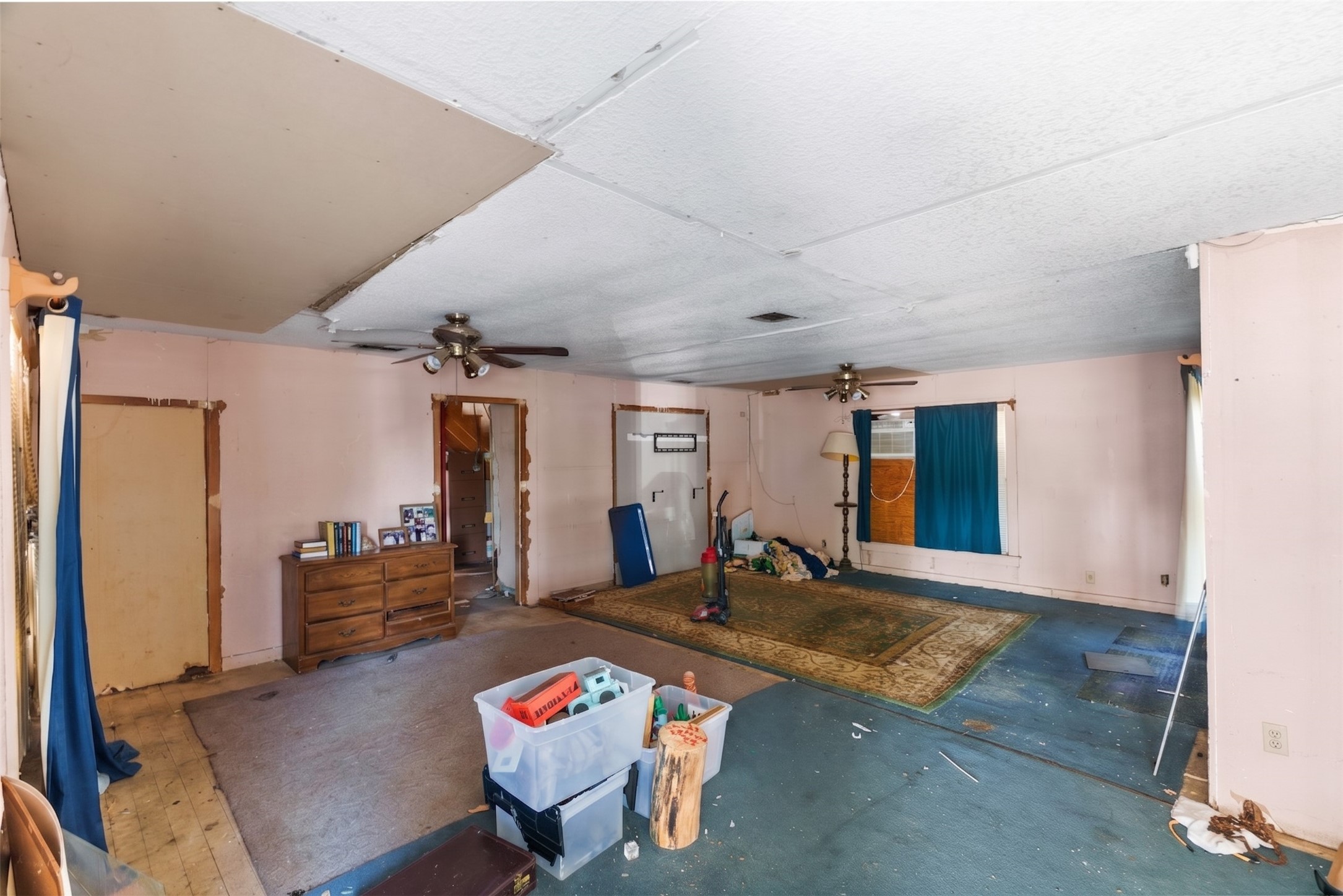 212 E Avenue B Property Photo 5