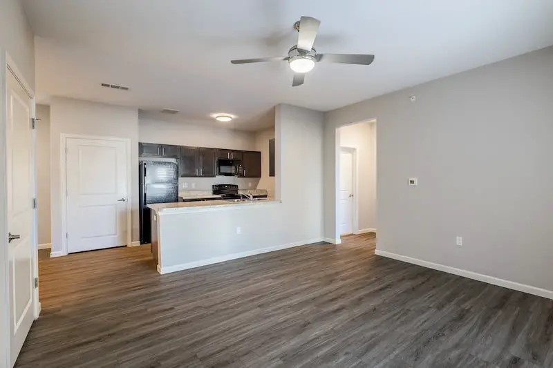 516 N Pierce St Property Photo 12
