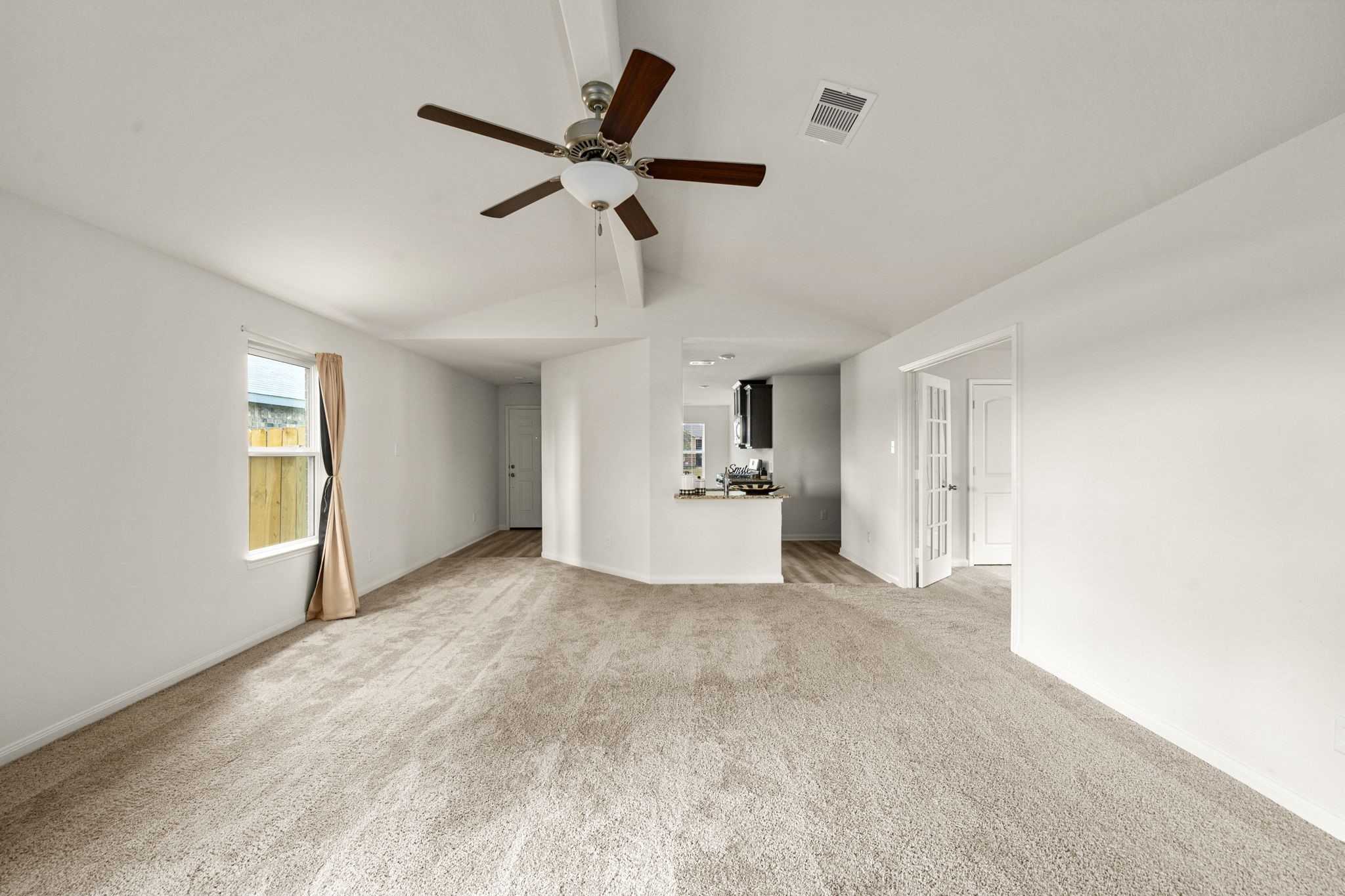 2137 Mule Ridge Drive Property Photo 6