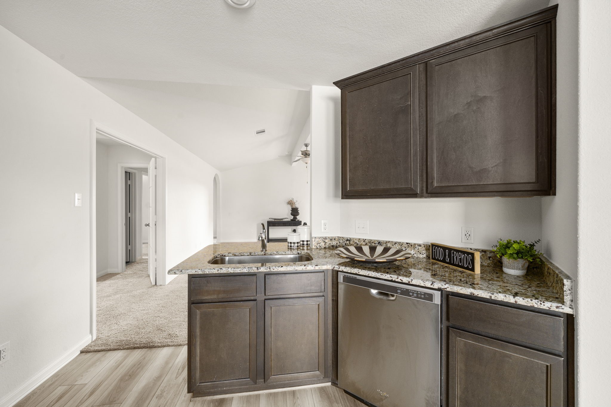 2137 Mule Ridge Drive Property Photo 12