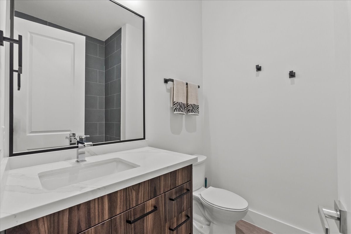 7627 Scott Avenue Property Photo 40