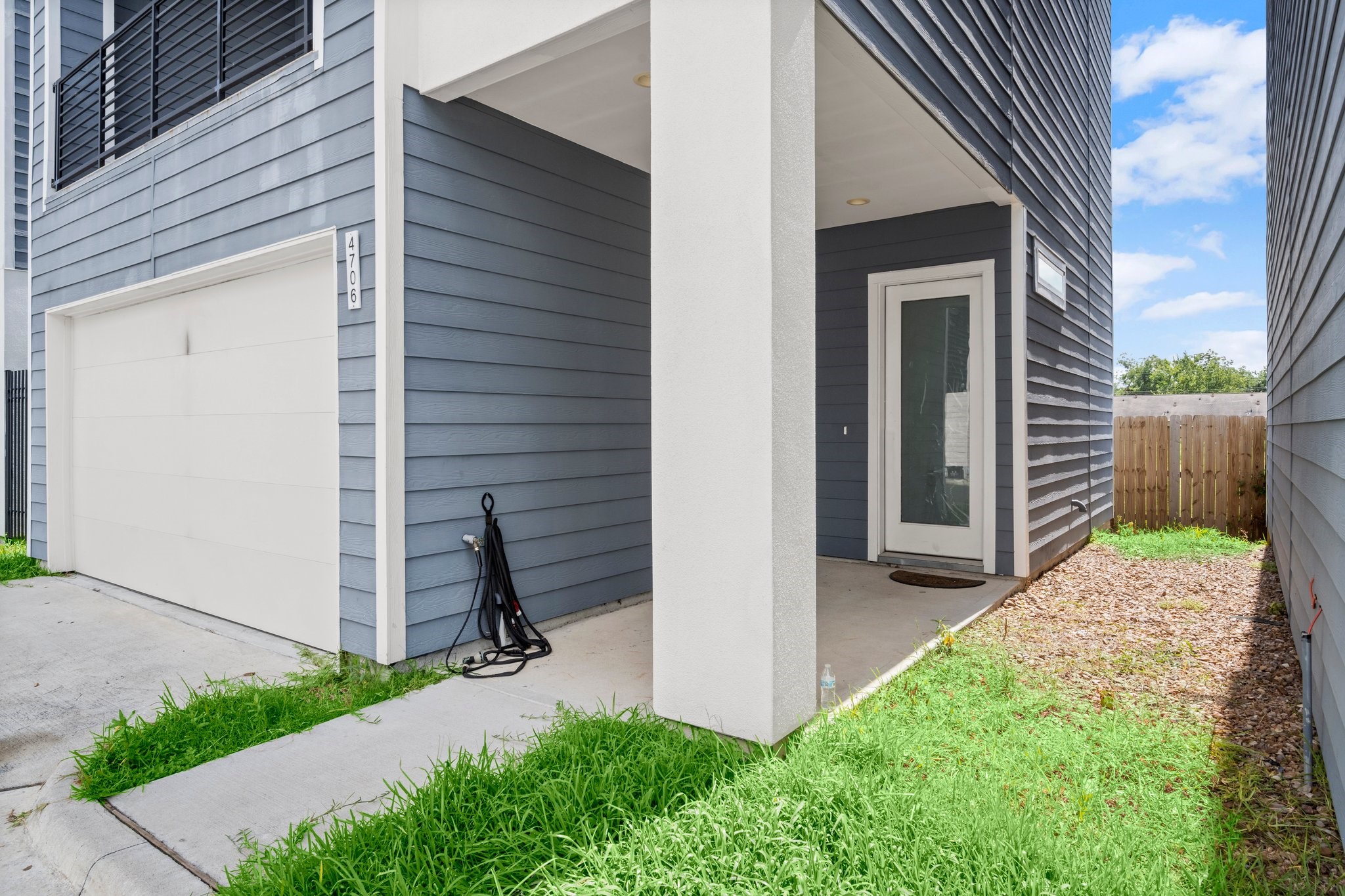 4706 Independence Heights Property Photo 4
