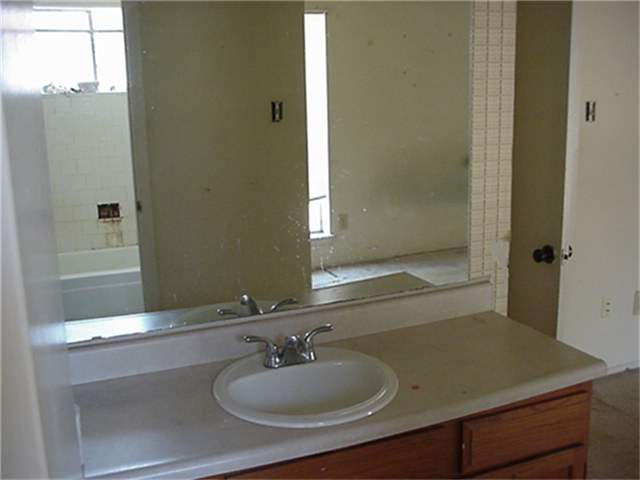 19434 Lazy Valley Drive Property Photo 2