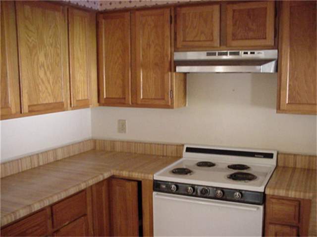 19434 Lazy Valley Drive Property Photo 4