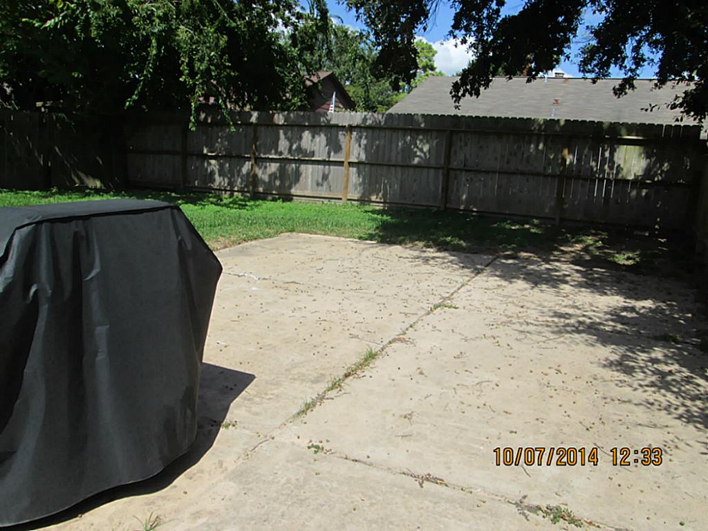 19434 Lazy Valley Drive Property Photo 14