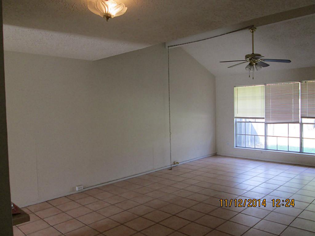 19434 Lazy Valley Drive Property Photo 21