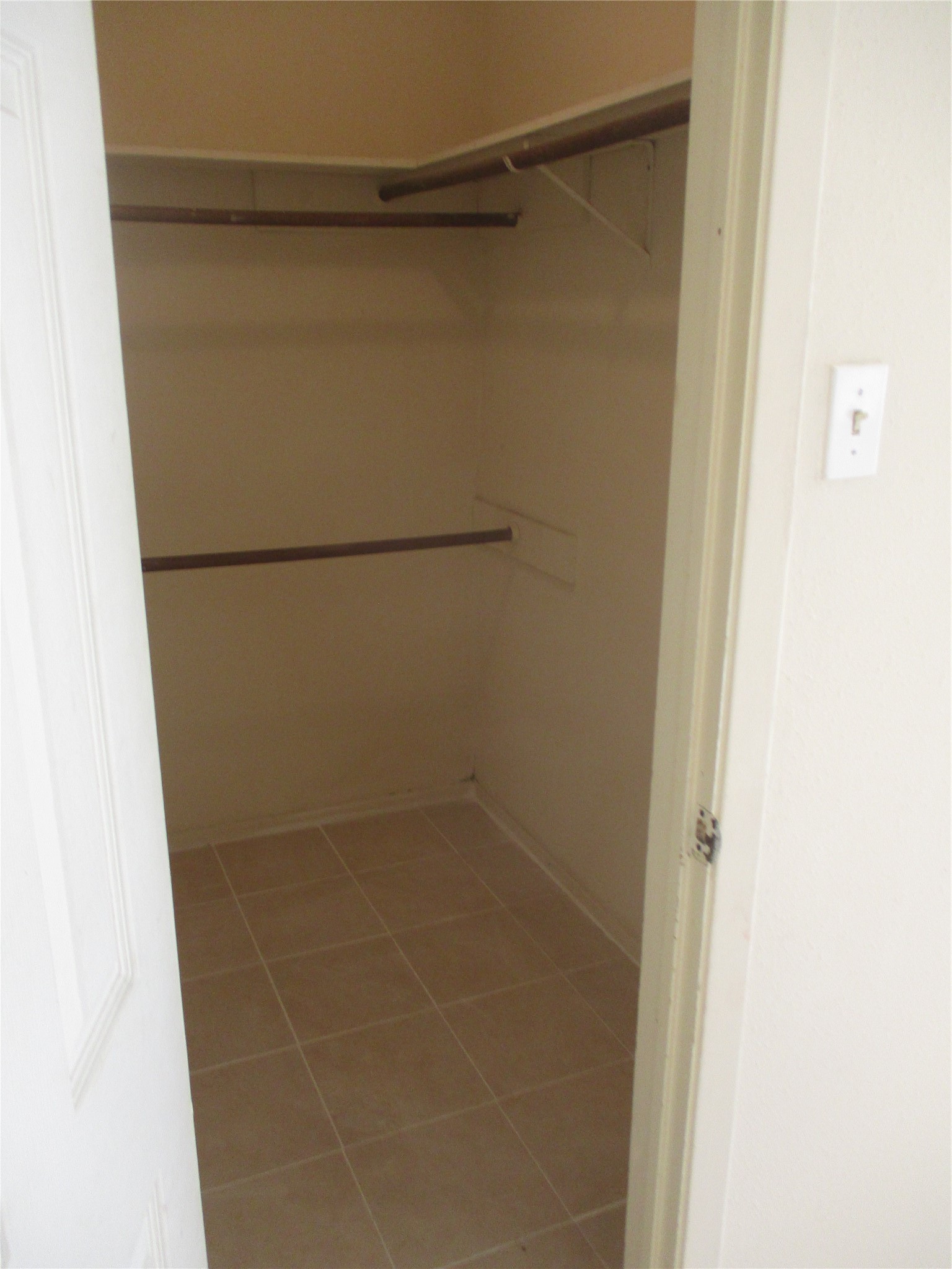 19434 Lazy Valley Drive Property Photo 25