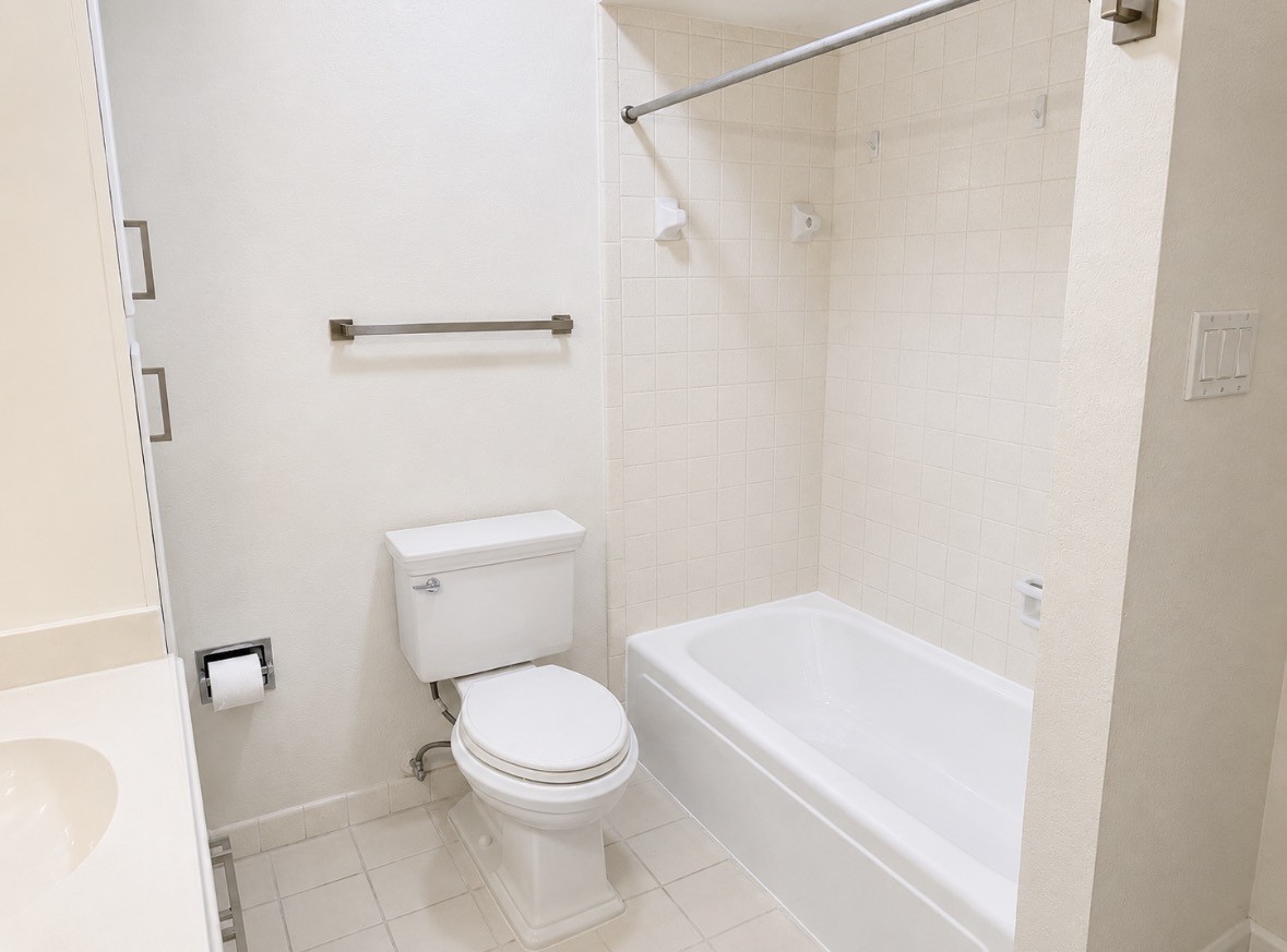 14401 Misty Meadow Ct Property Photo 21