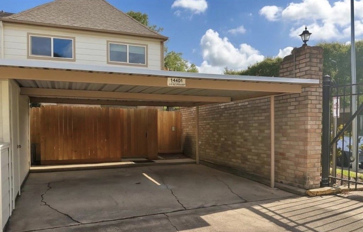 14401 Misty Meadow Ct Property Photo 30