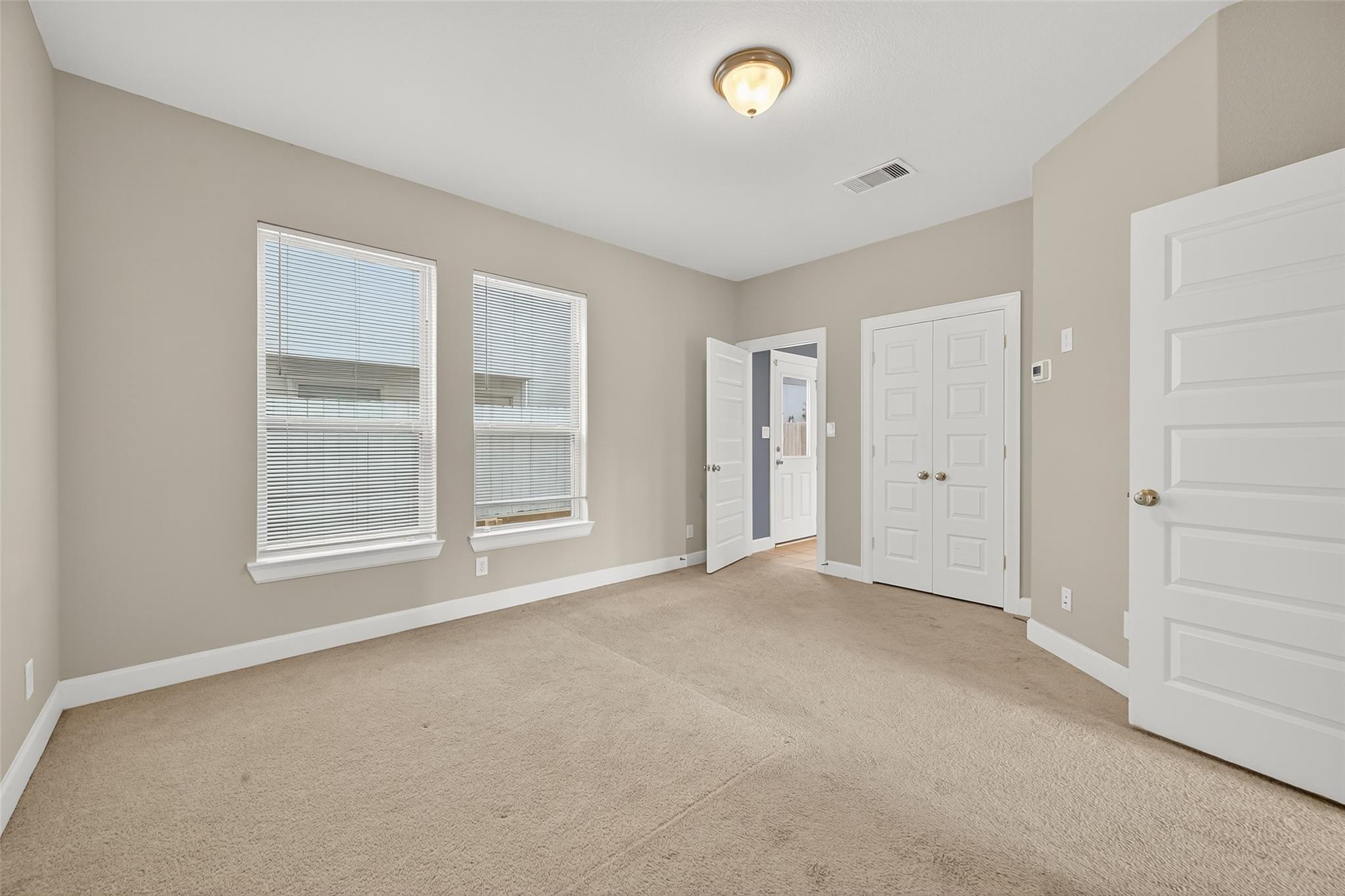 2009 Kirby Landing Drive Property Photo 3