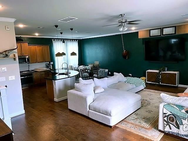 2009 Kirby Landing Drive Property Photo 9