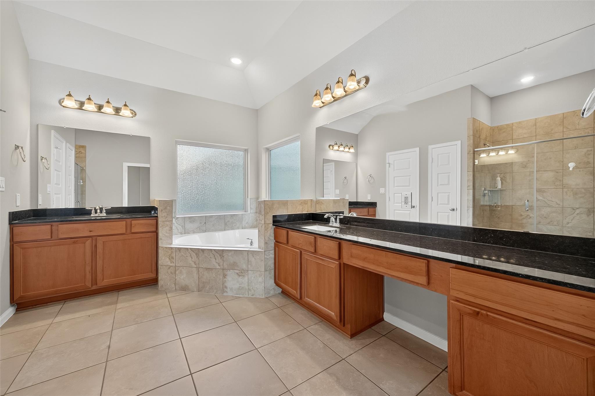 2009 Kirby Landing Drive, Houston Tx 77051 Property Photo 21