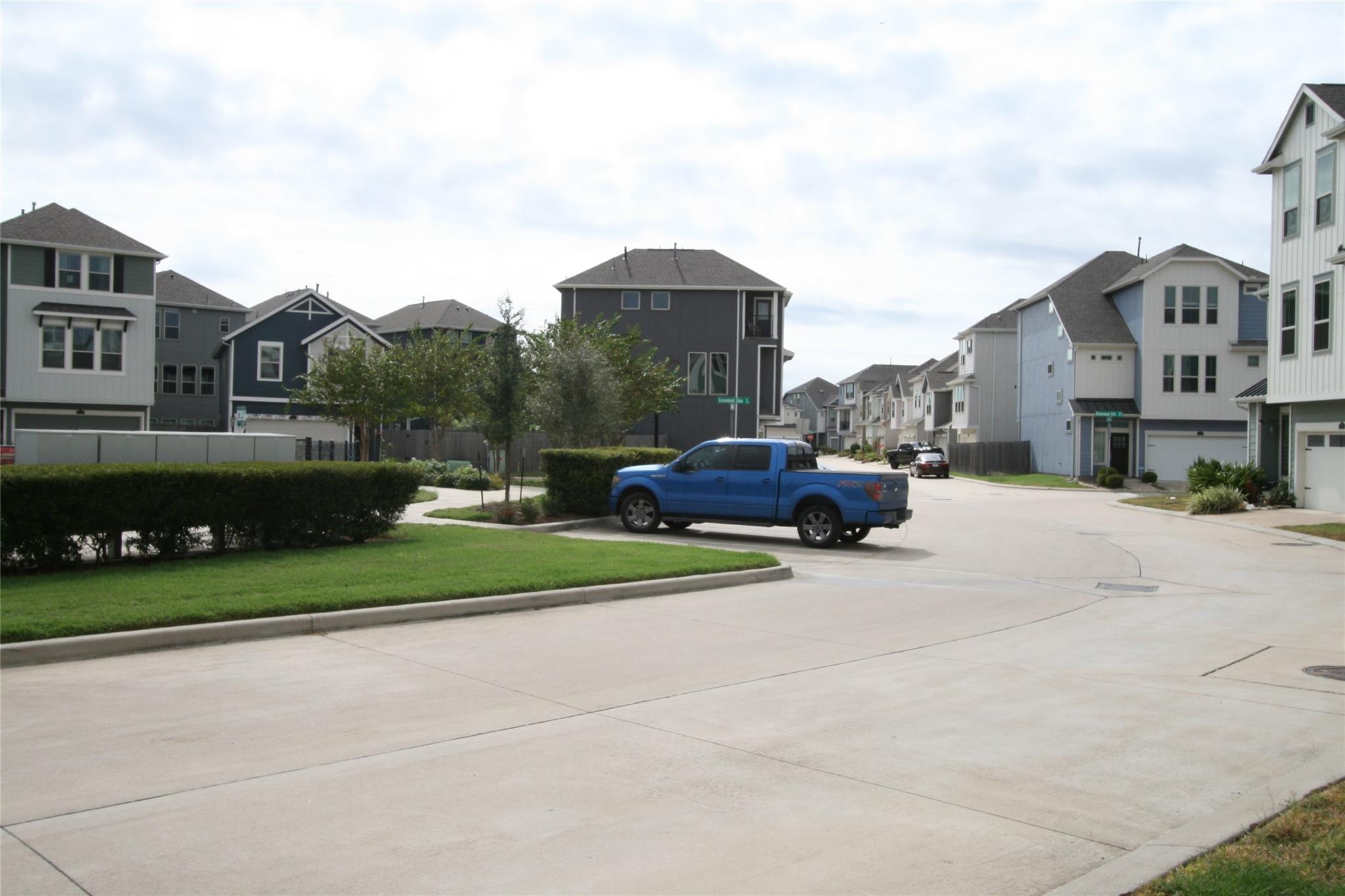 2009 Kirby Landing Drive, Houston Tx 77051 Property Photo 34
