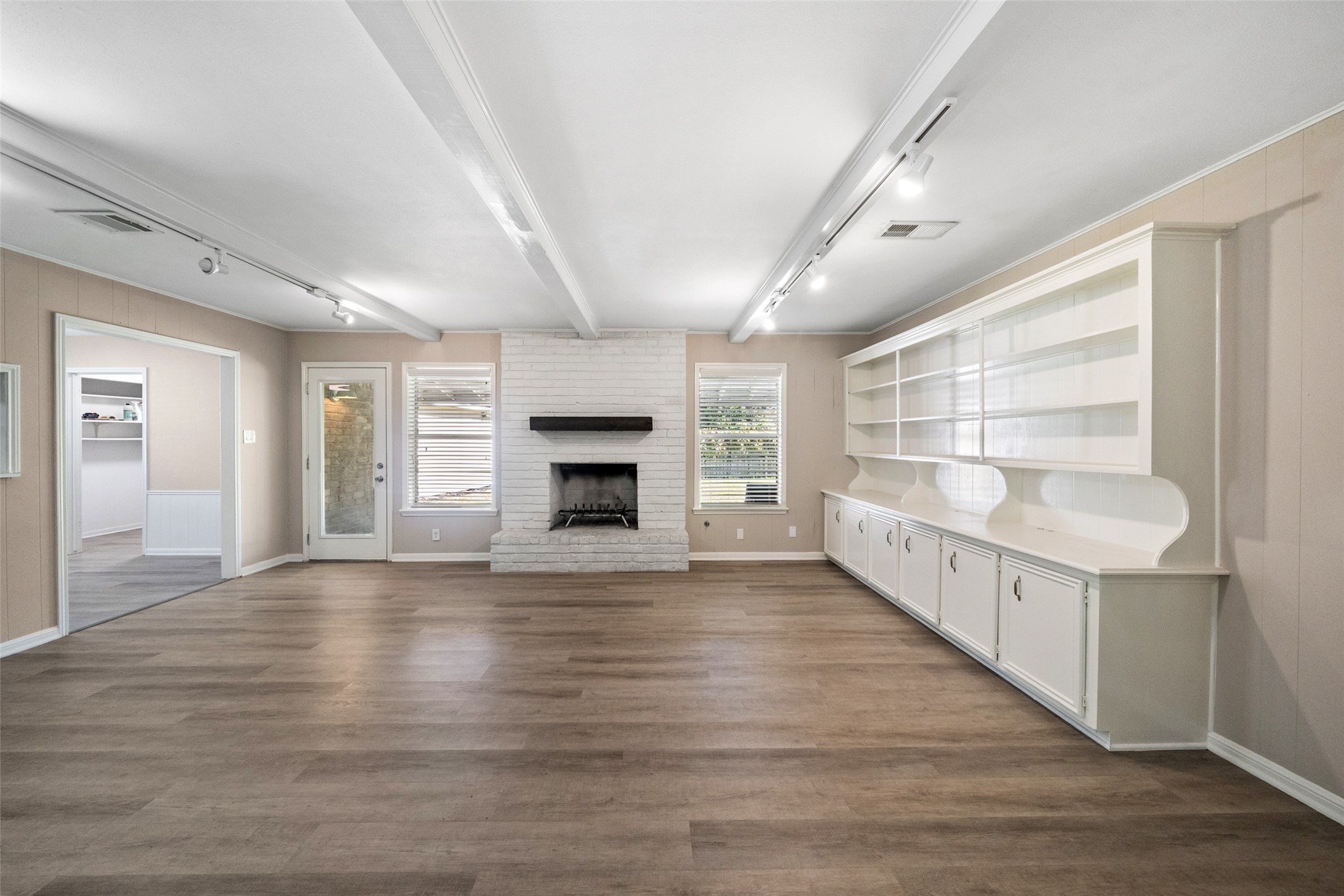 499 Mississippi Park Property Photo 16