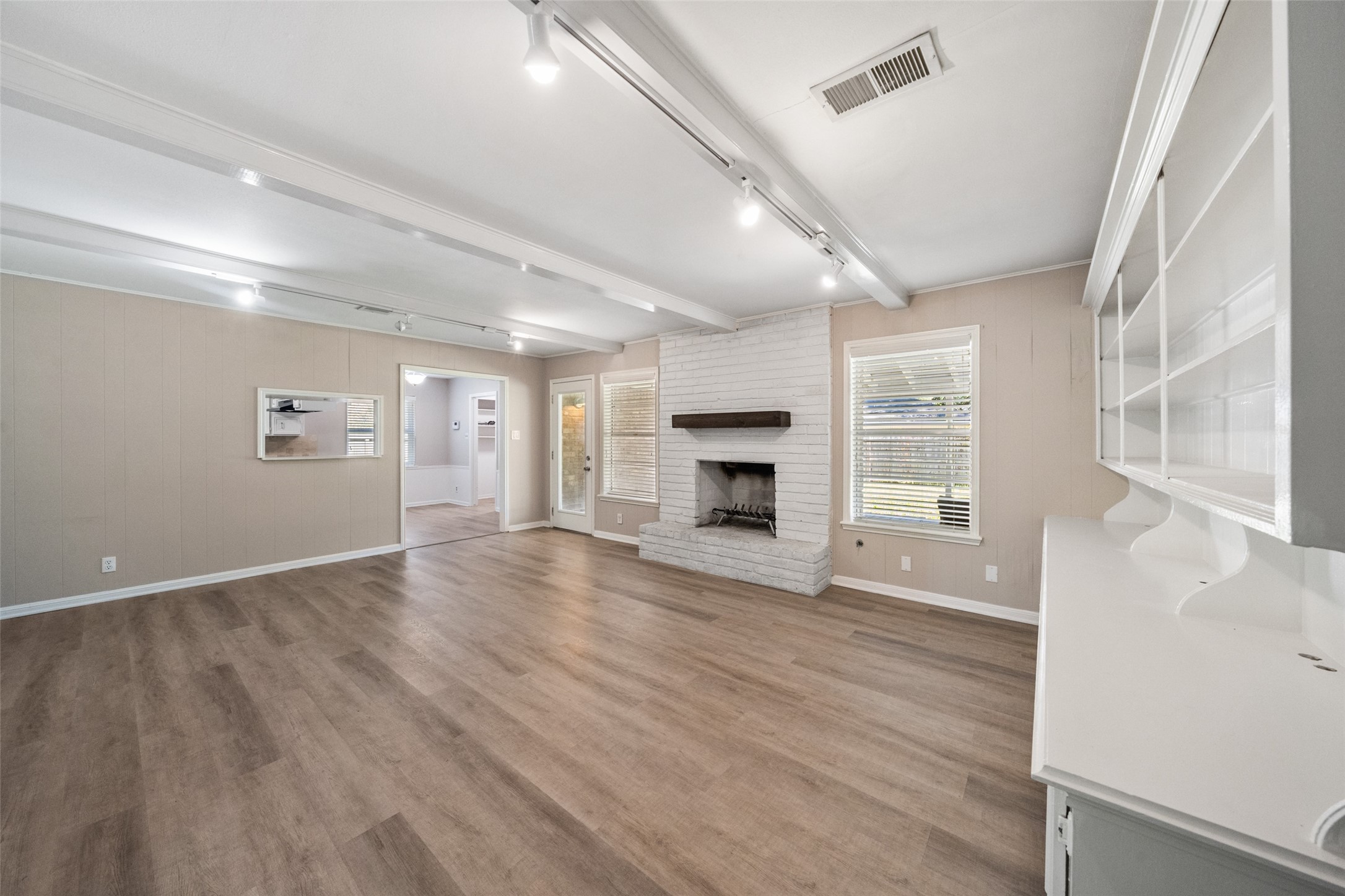 499 Mississippi Park Property Photo 17