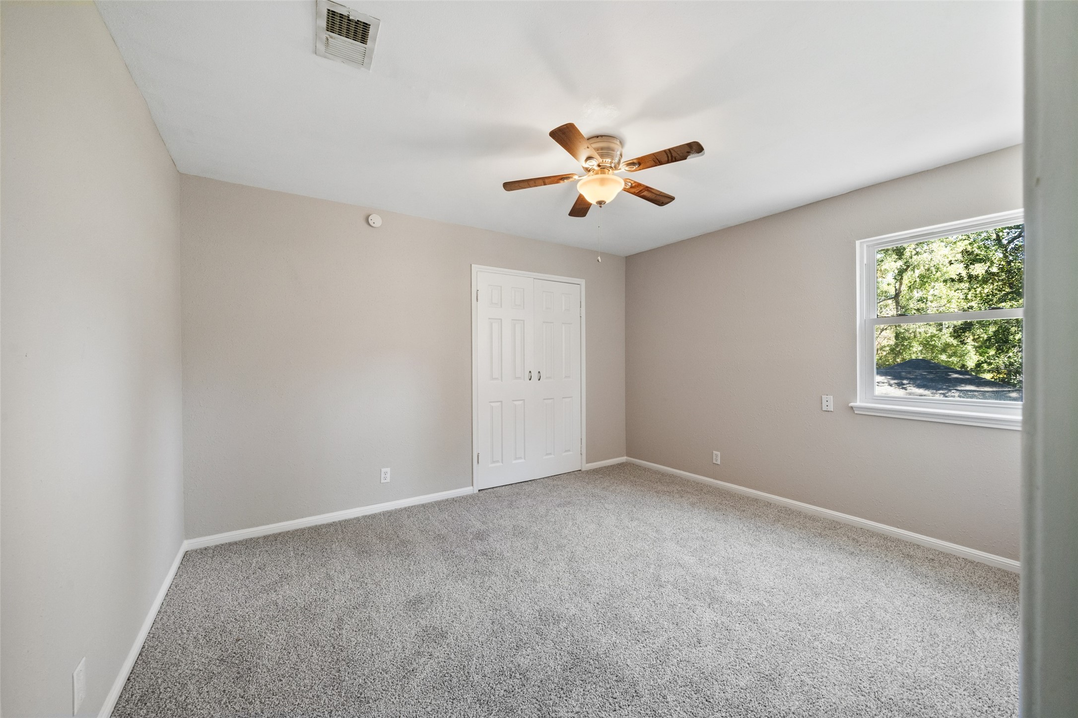 499 Mississippi Park Property Photo 25