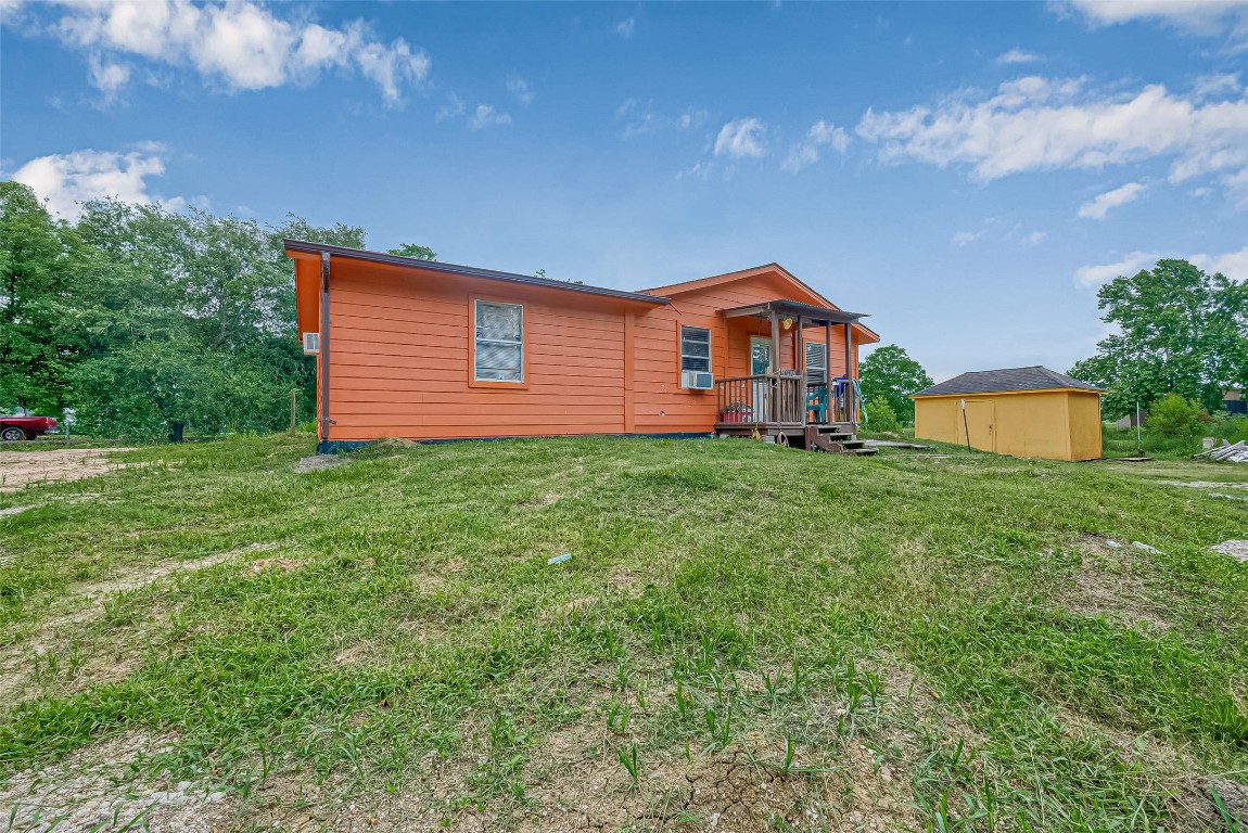 1031 County Road 491 Property Photo 6