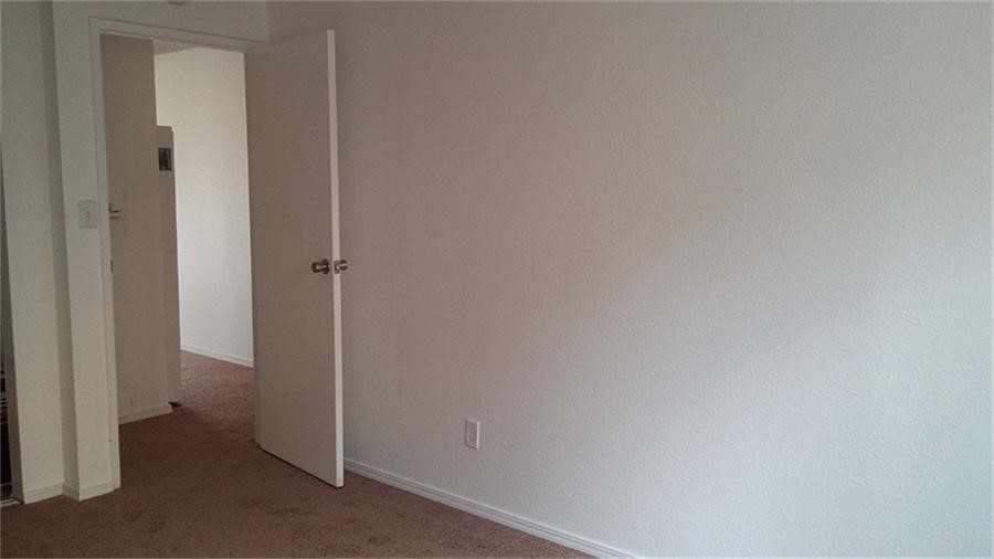 815 East Russell Avenue Property Photo 6