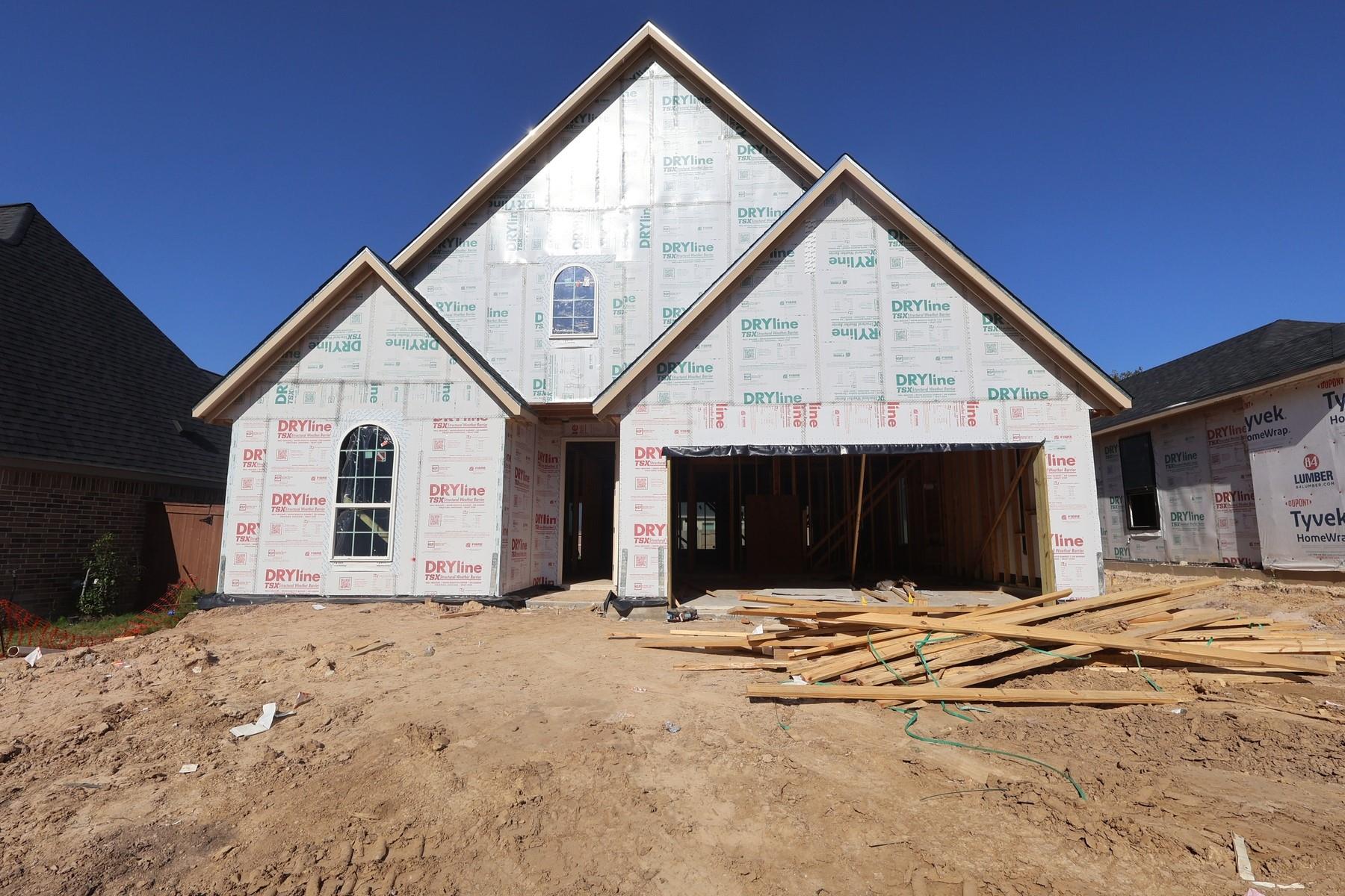 29897 Amber Brook Drive Property Photo 2